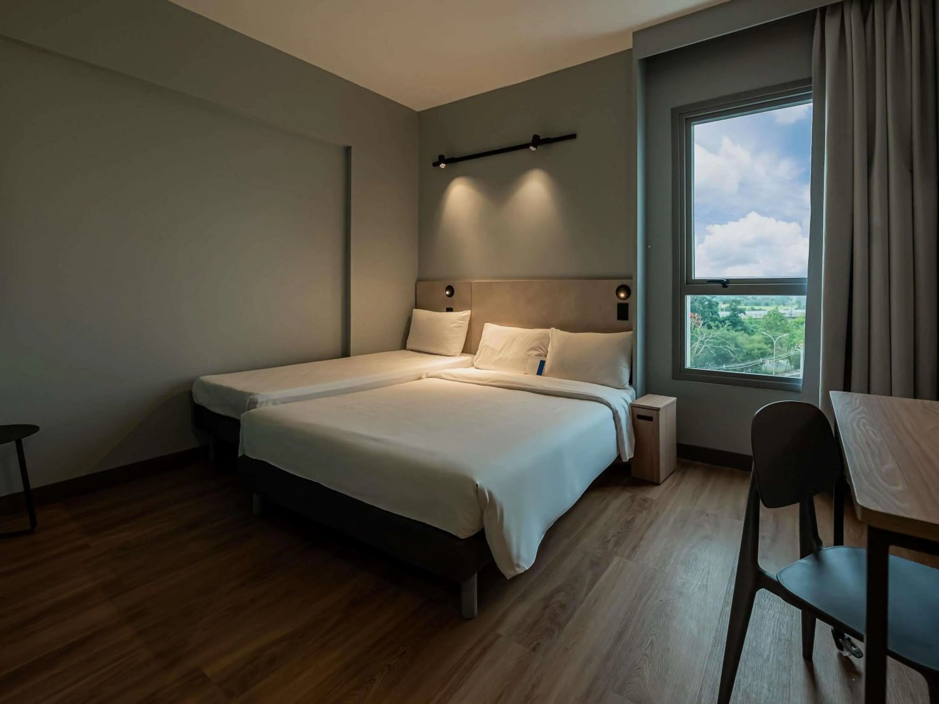 Bedroom, Bed in Ibis Budget Guarulhos Aeroporto