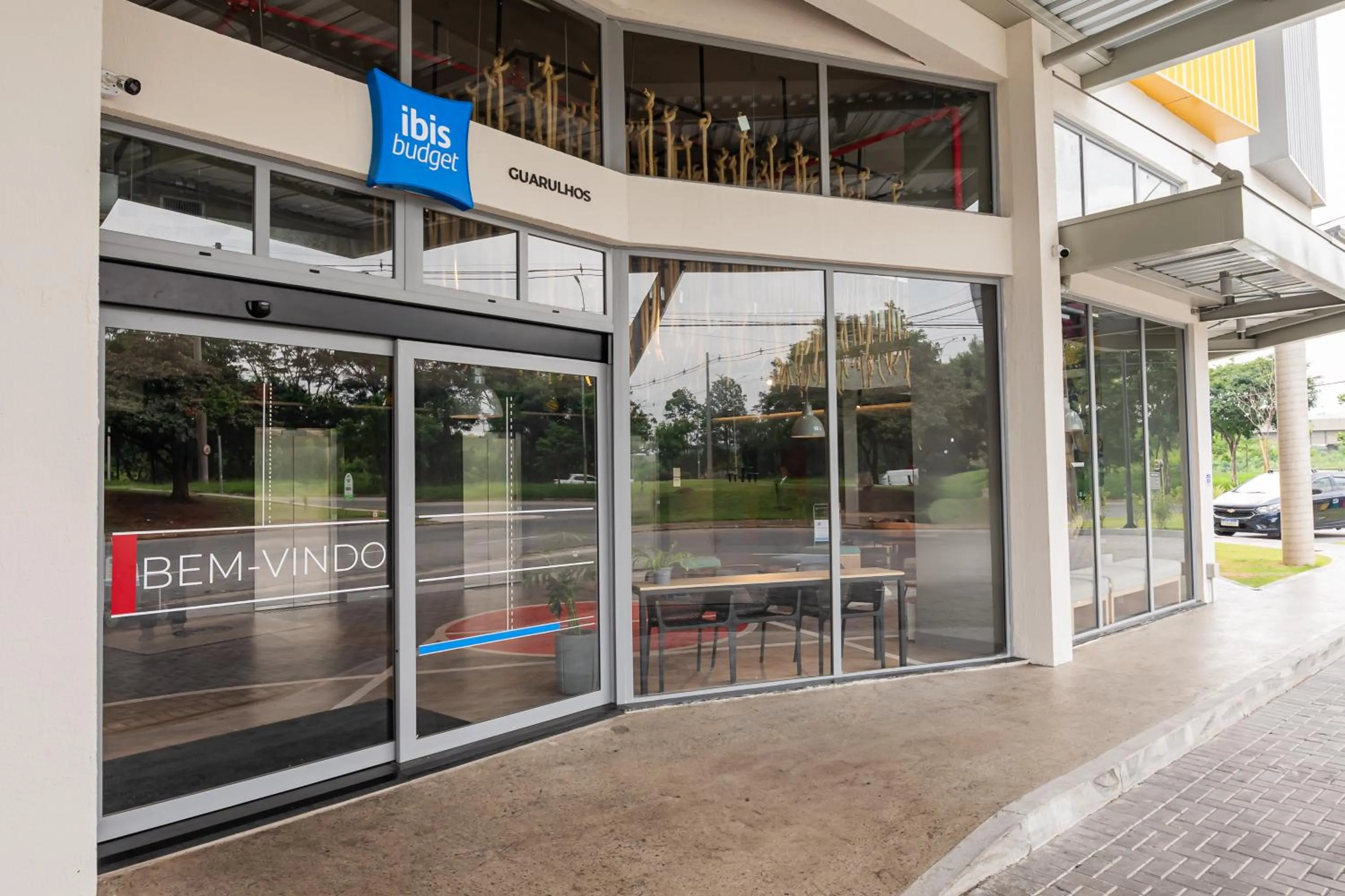 Facade/entrance in Ibis Budget Guarulhos Aeroporto