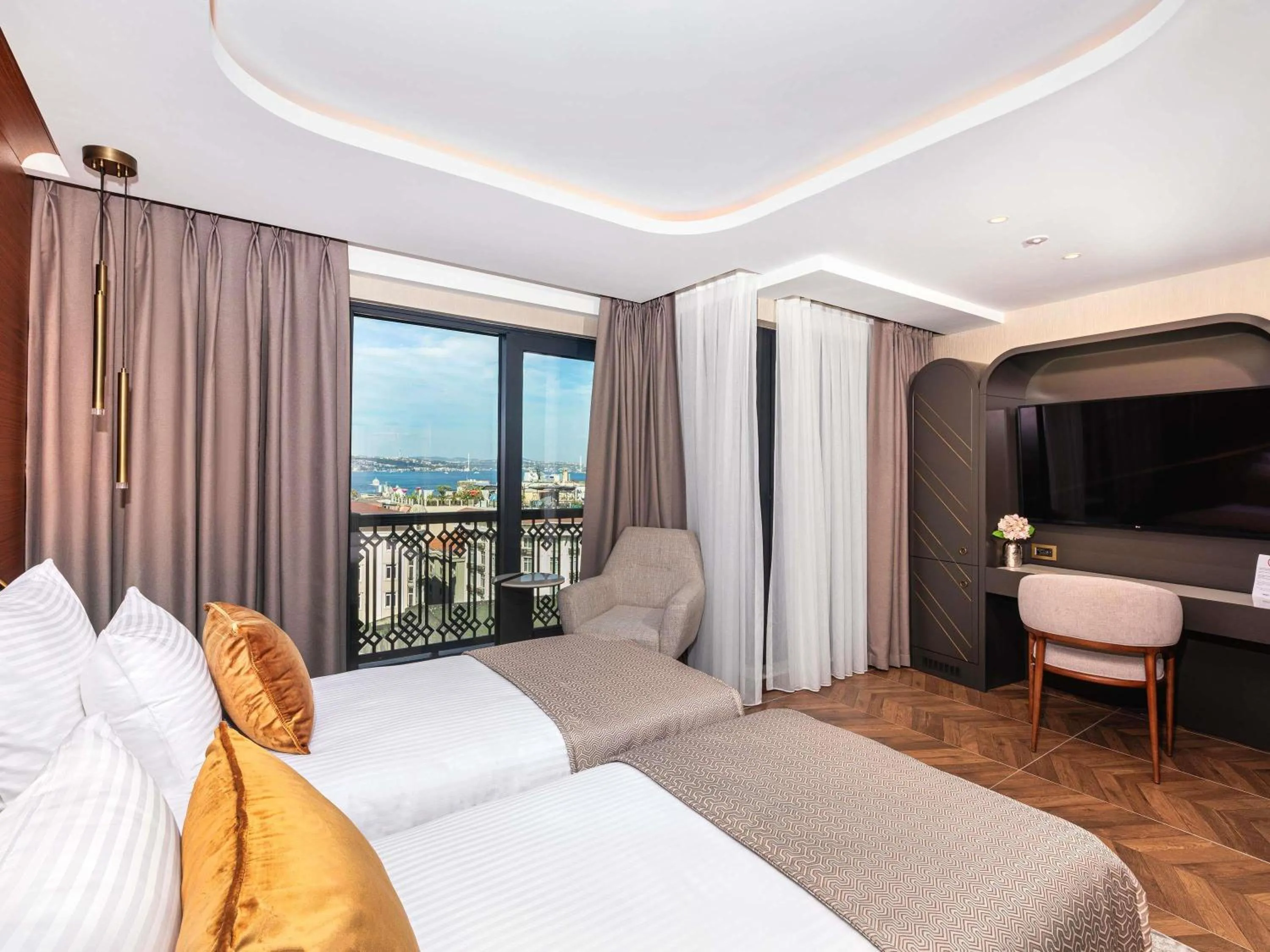 Bedroom, Bed in Levni Istanbul Hotel Handwritten Collection by ACCOR