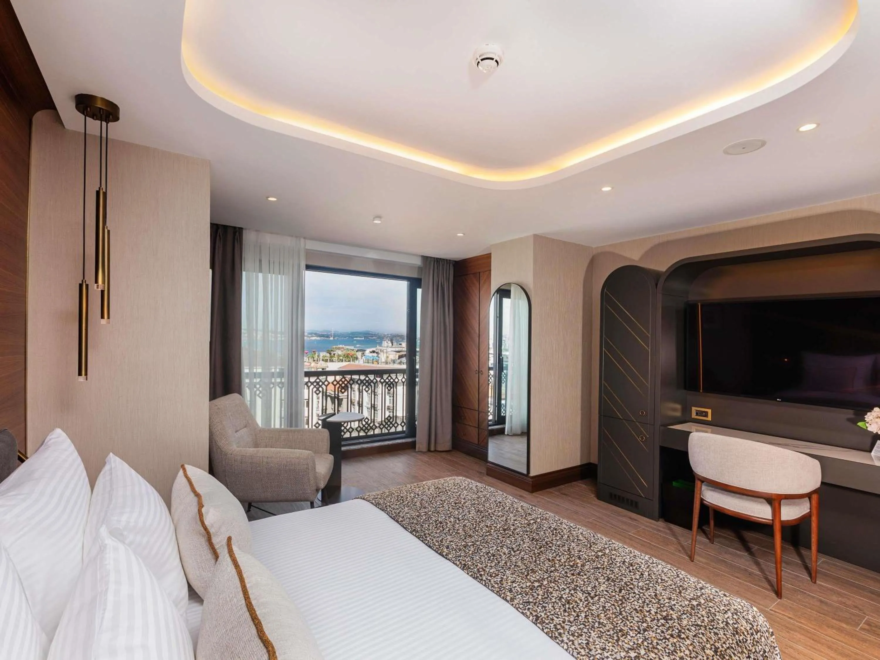 Bedroom, Bed in Levni Istanbul Hotel Handwritten Collection by ACCOR