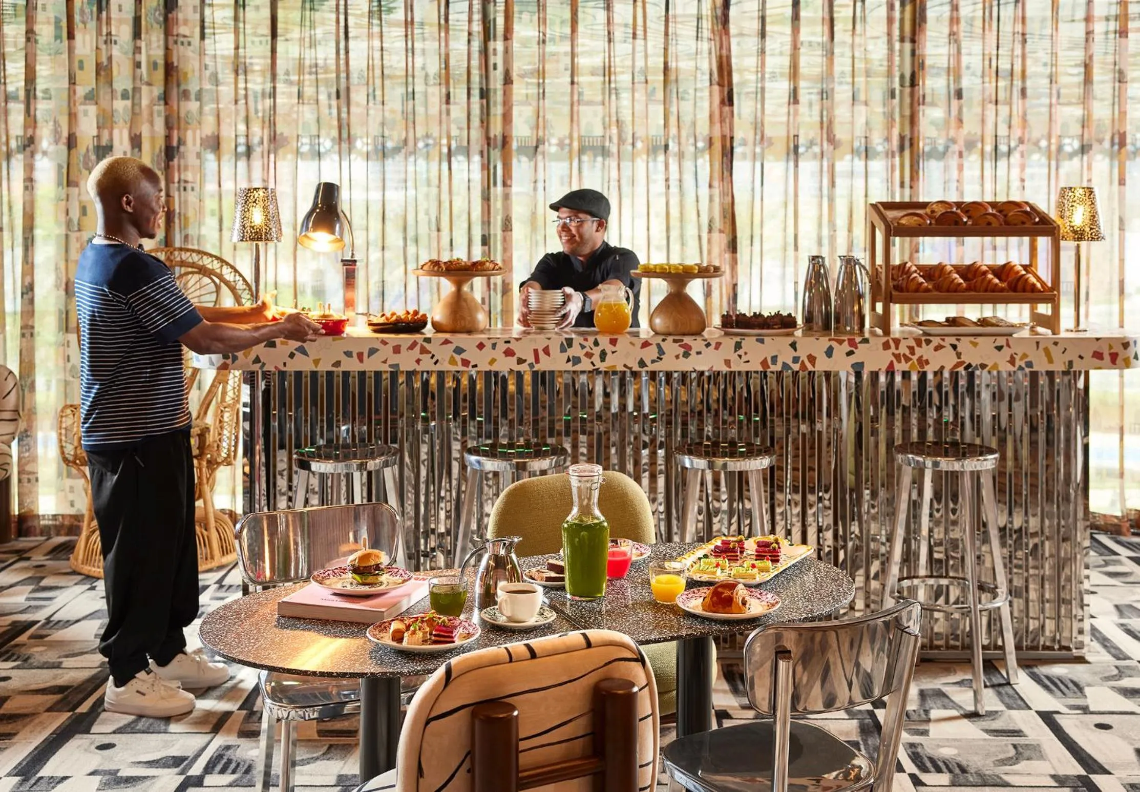 Communal lounge/ TV room in Mama Shelter Dubai