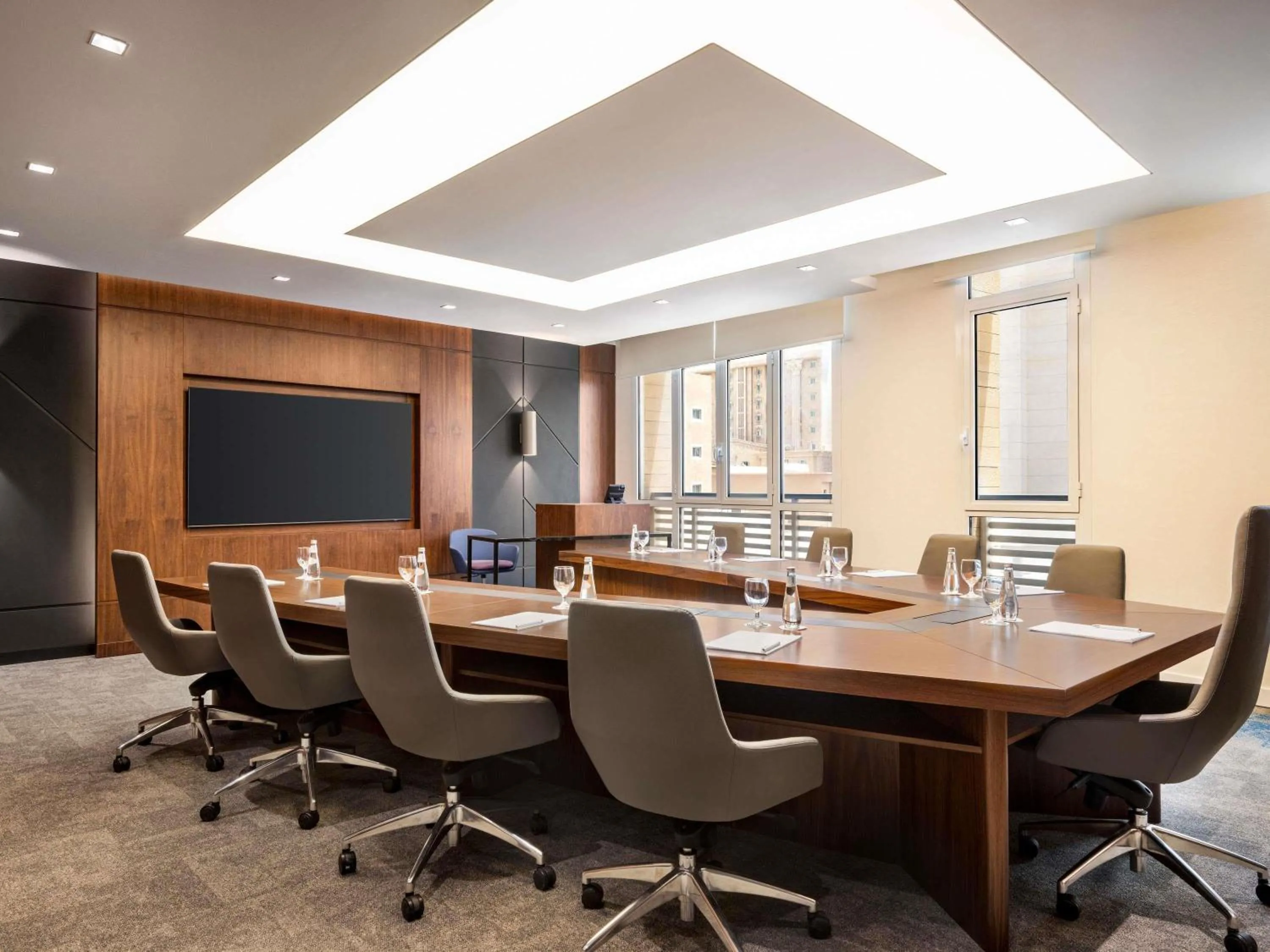 Meeting/conference room in Mercure Riyadh Al Anoud