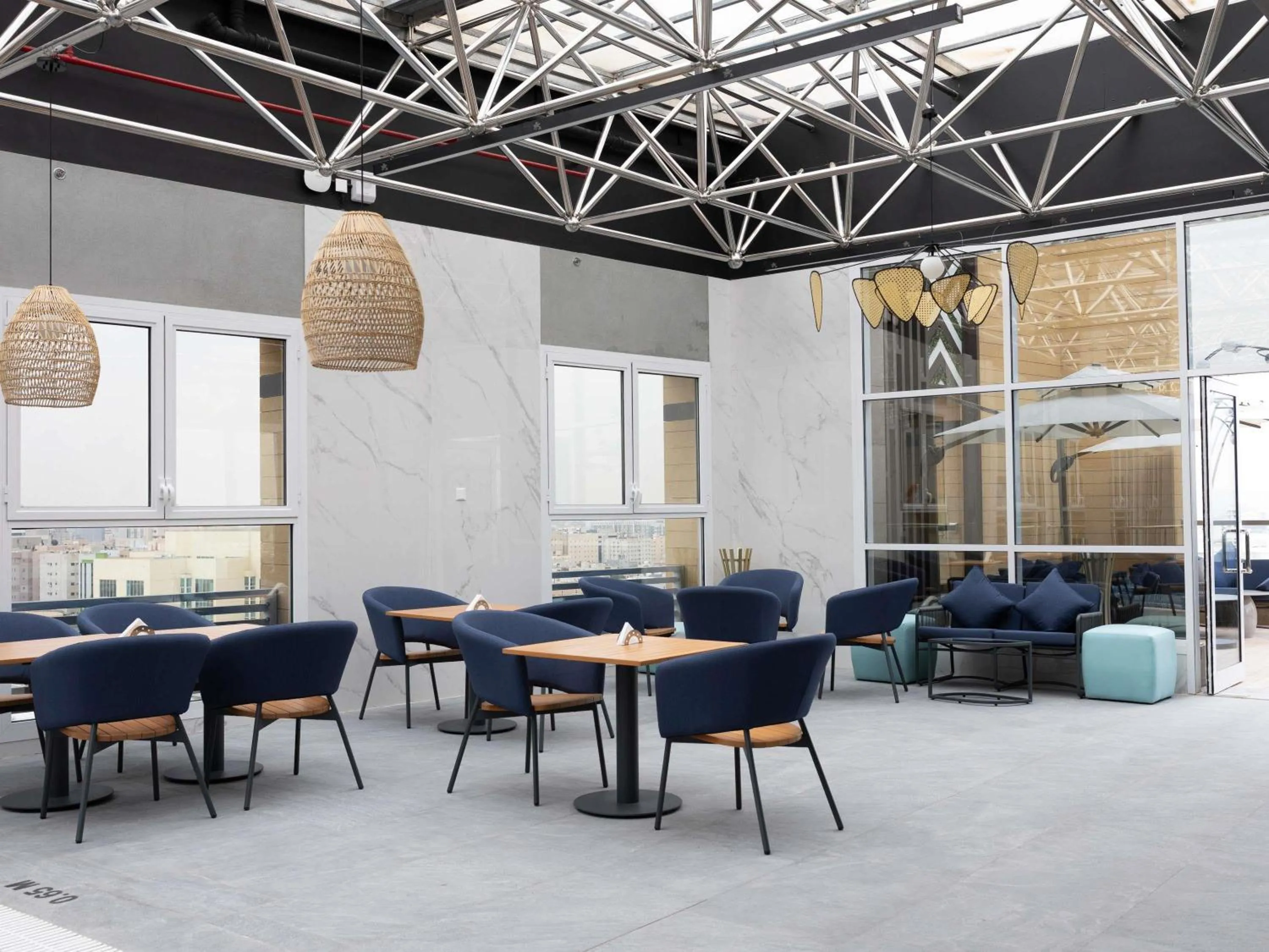 Lounge or bar in Mercure Riyadh Al Anoud