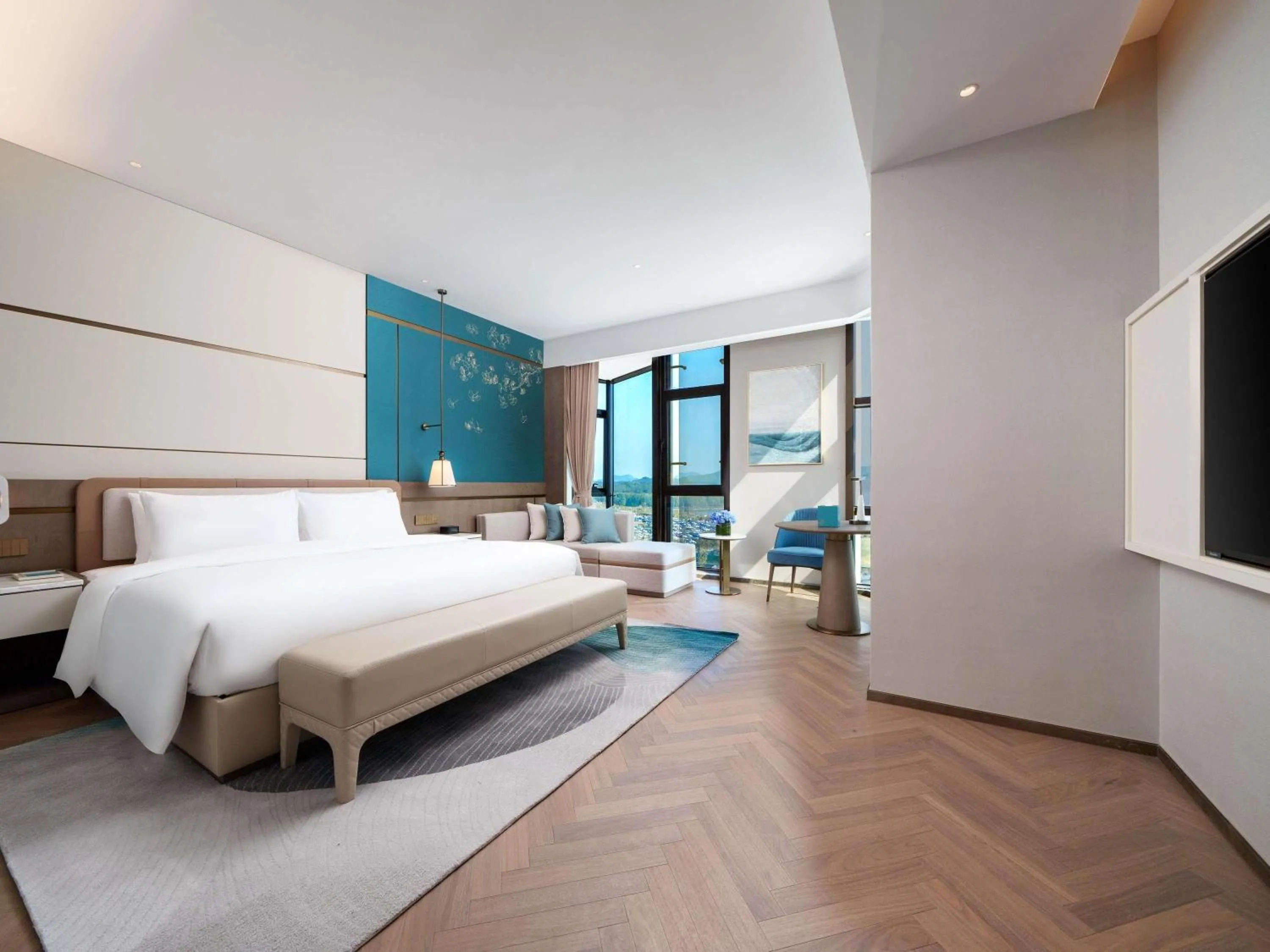 Bedroom in Grand Mercure Hangzhou Qingshan Lake