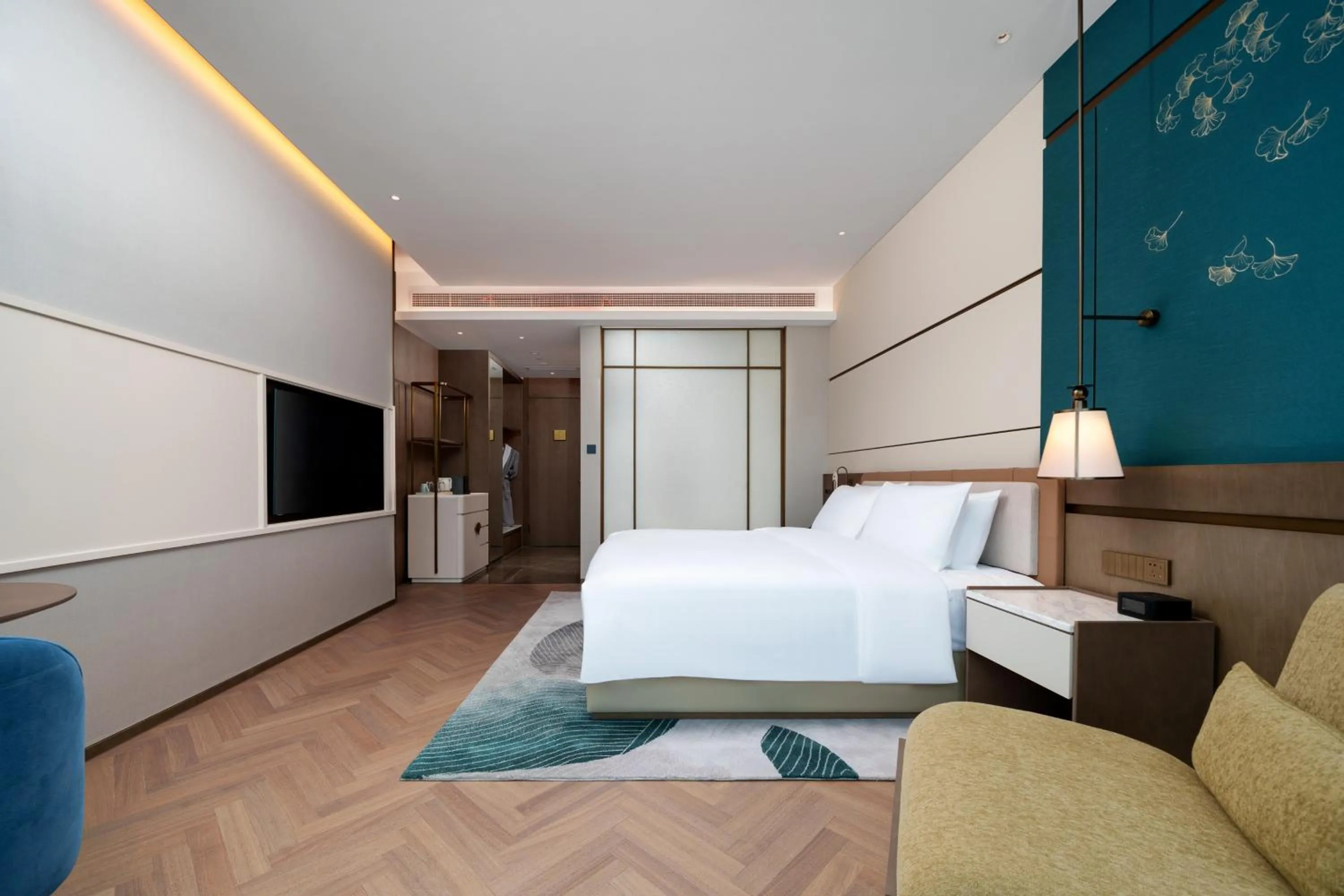 Bedroom in Grand Mercure Hangzhou Qingshan Lake