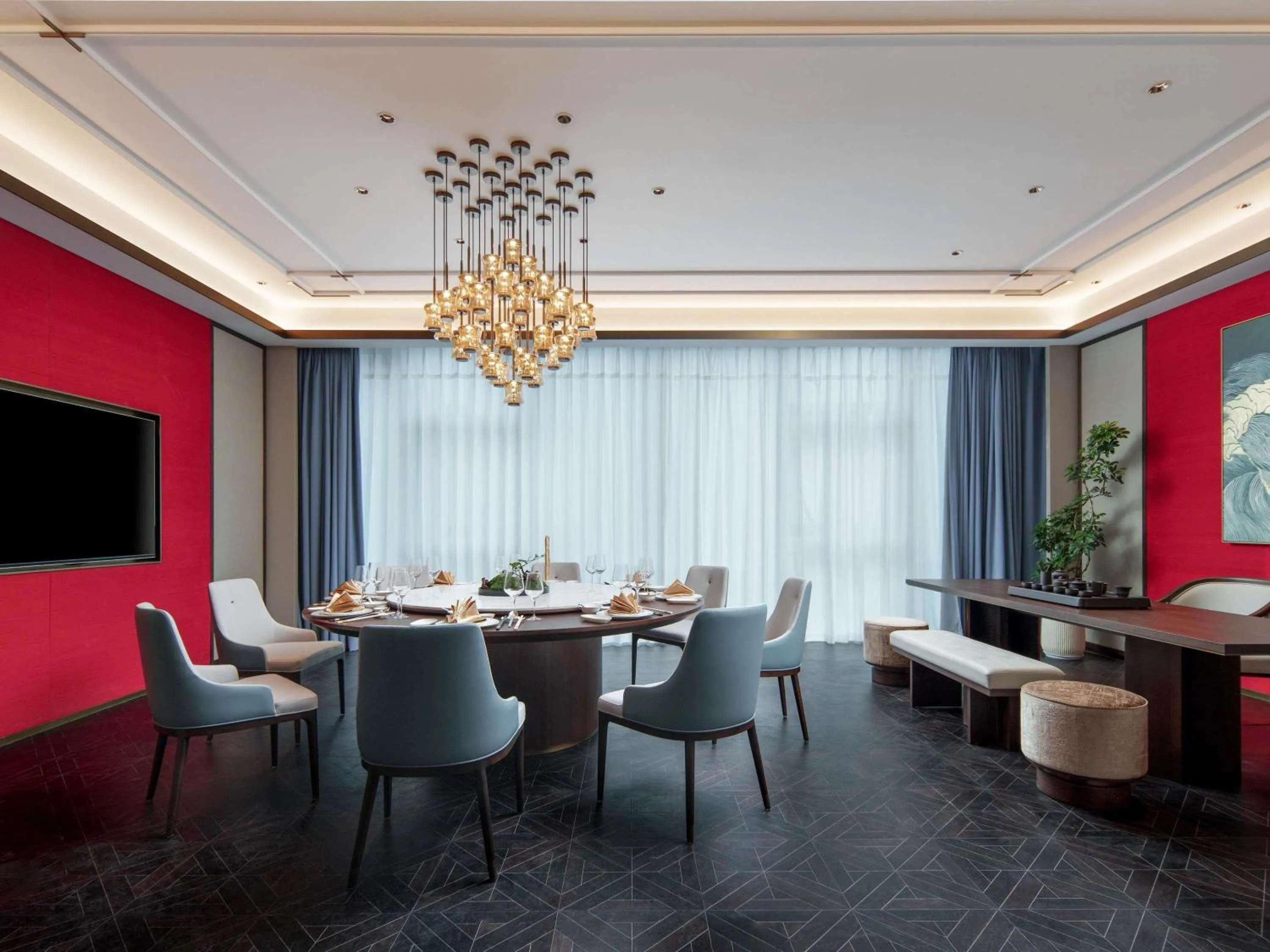 Restaurant/places to eat in Grand Mercure Hangzhou Qingshan Lake