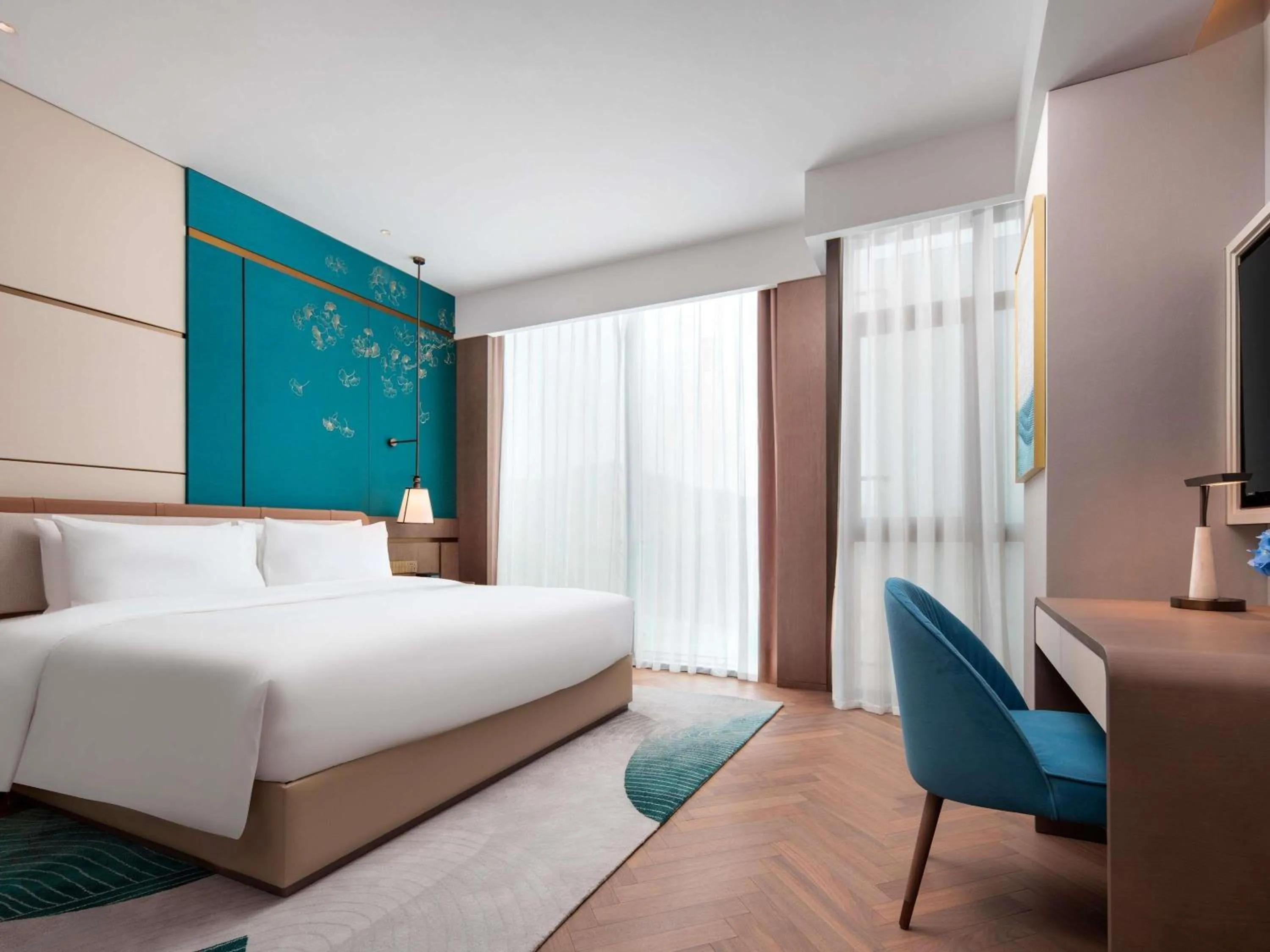 Bedroom in Grand Mercure Hangzhou Qingshan Lake