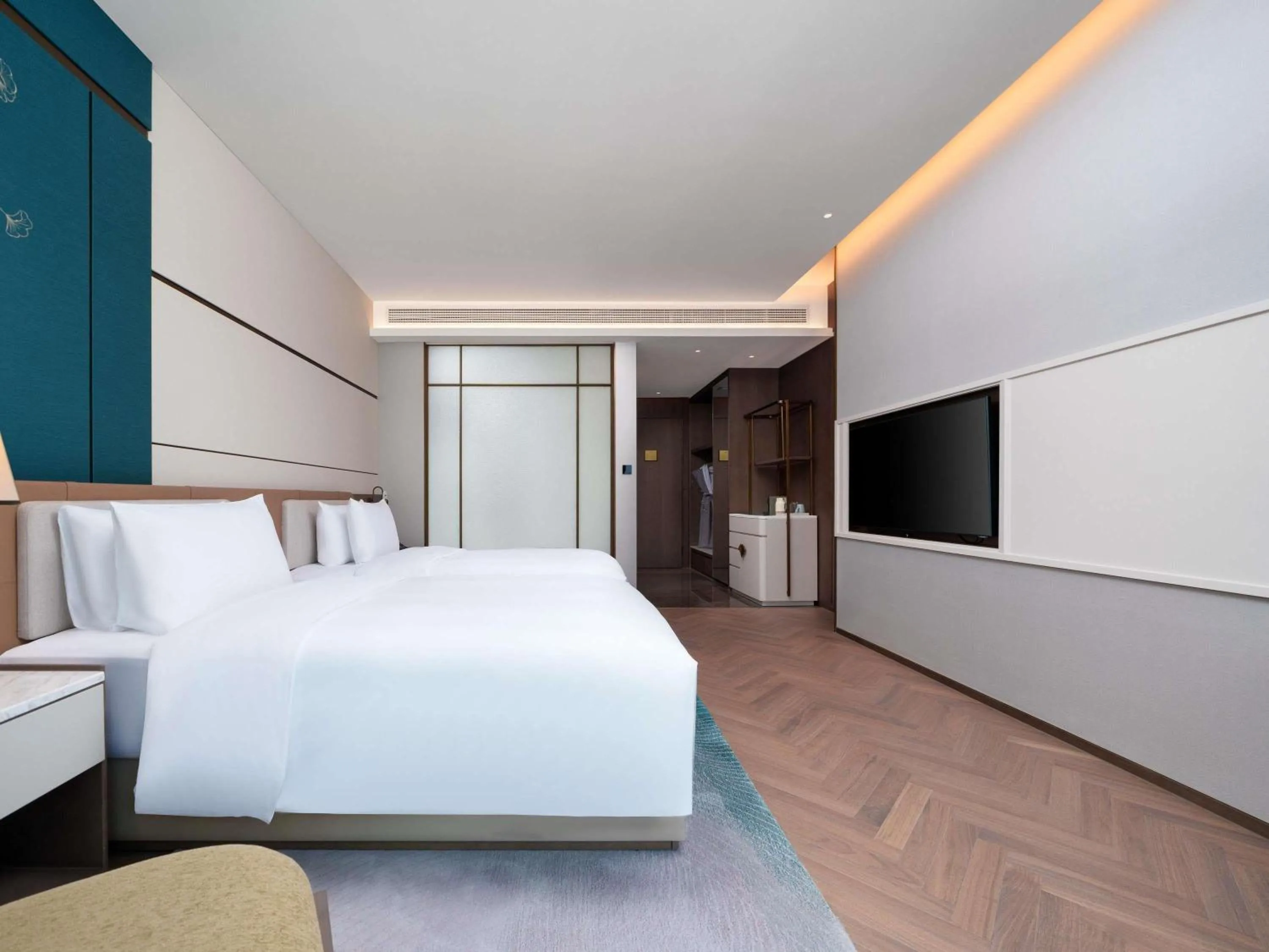 Bedroom in Grand Mercure Hangzhou Qingshan Lake