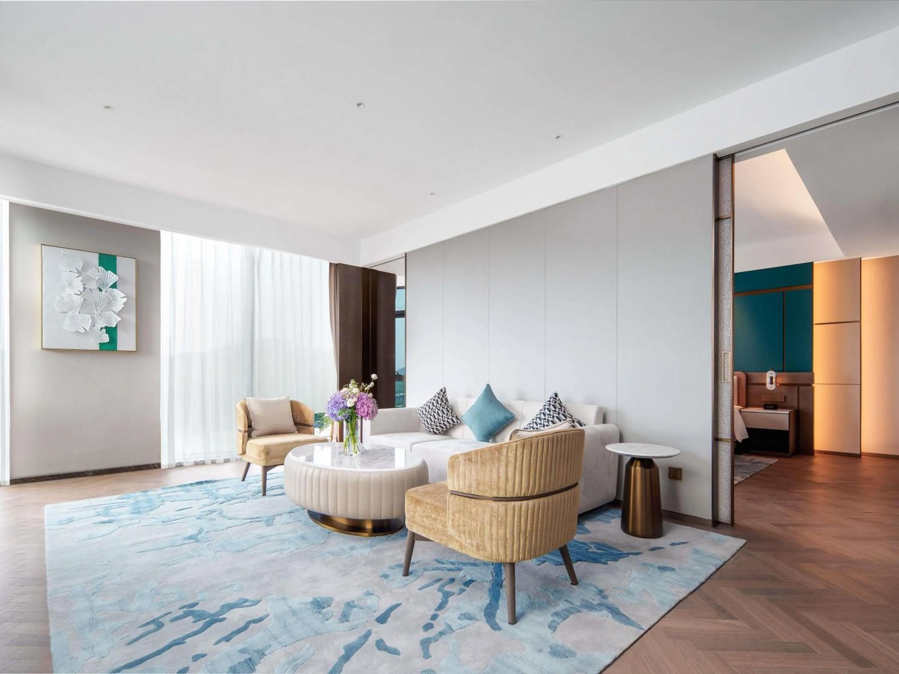 Bedroom in Grand Mercure Hangzhou Qingshan Lake