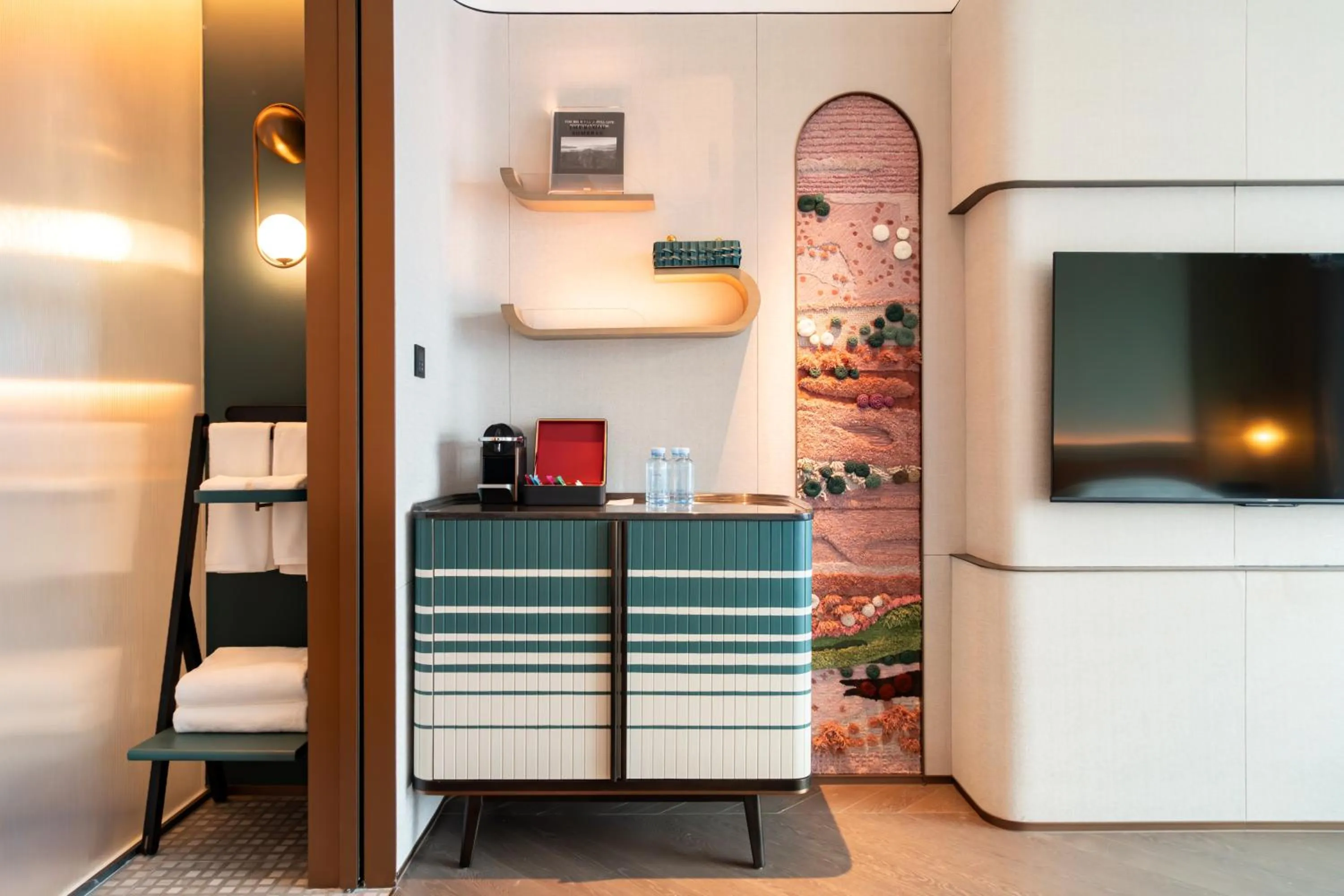 Decorative detail in Fashion Town Hotel Shenzhen MGallery Collection