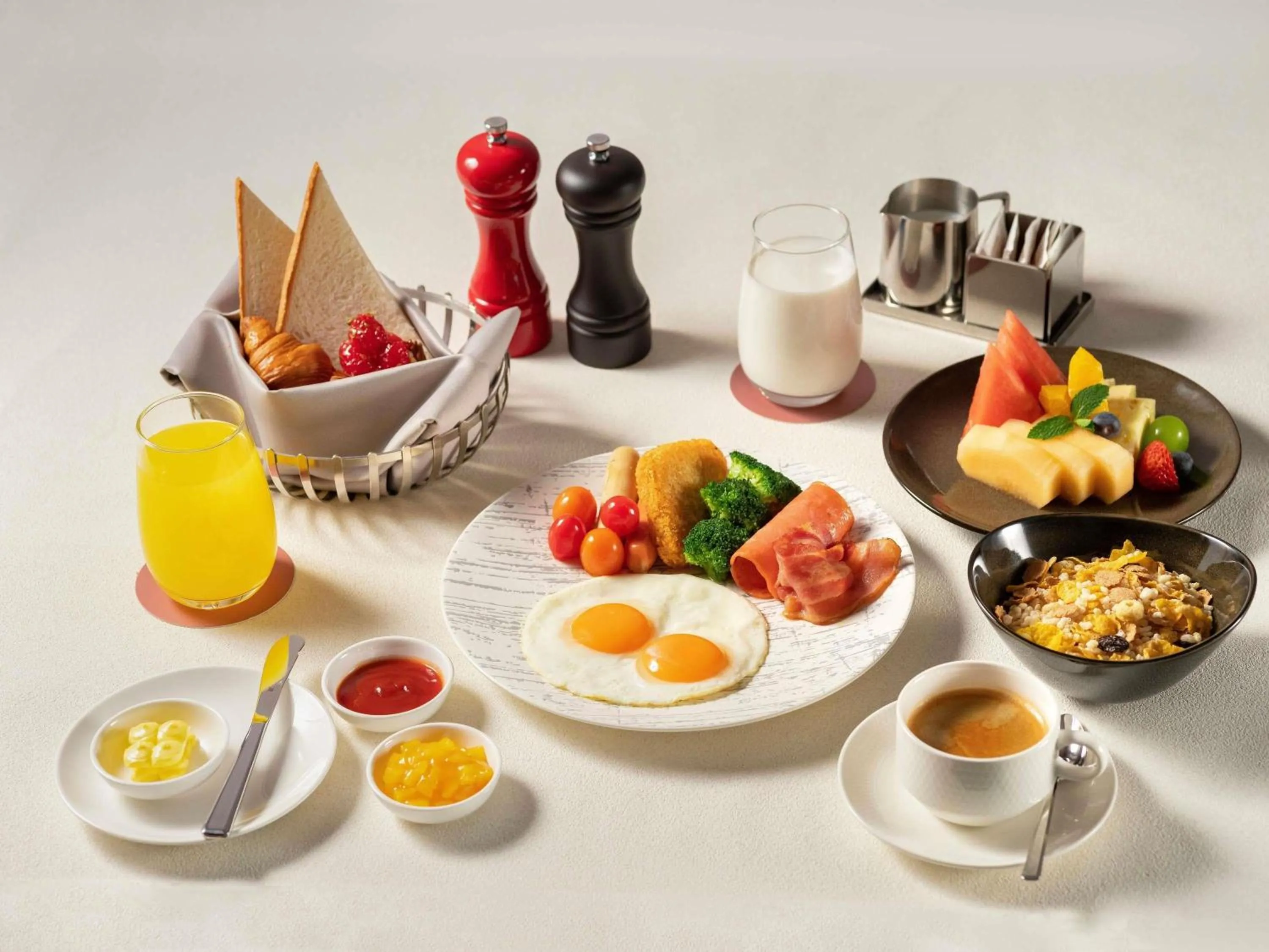 Breakfast in Fashion Town Hotel Shenzhen MGallery Collection
