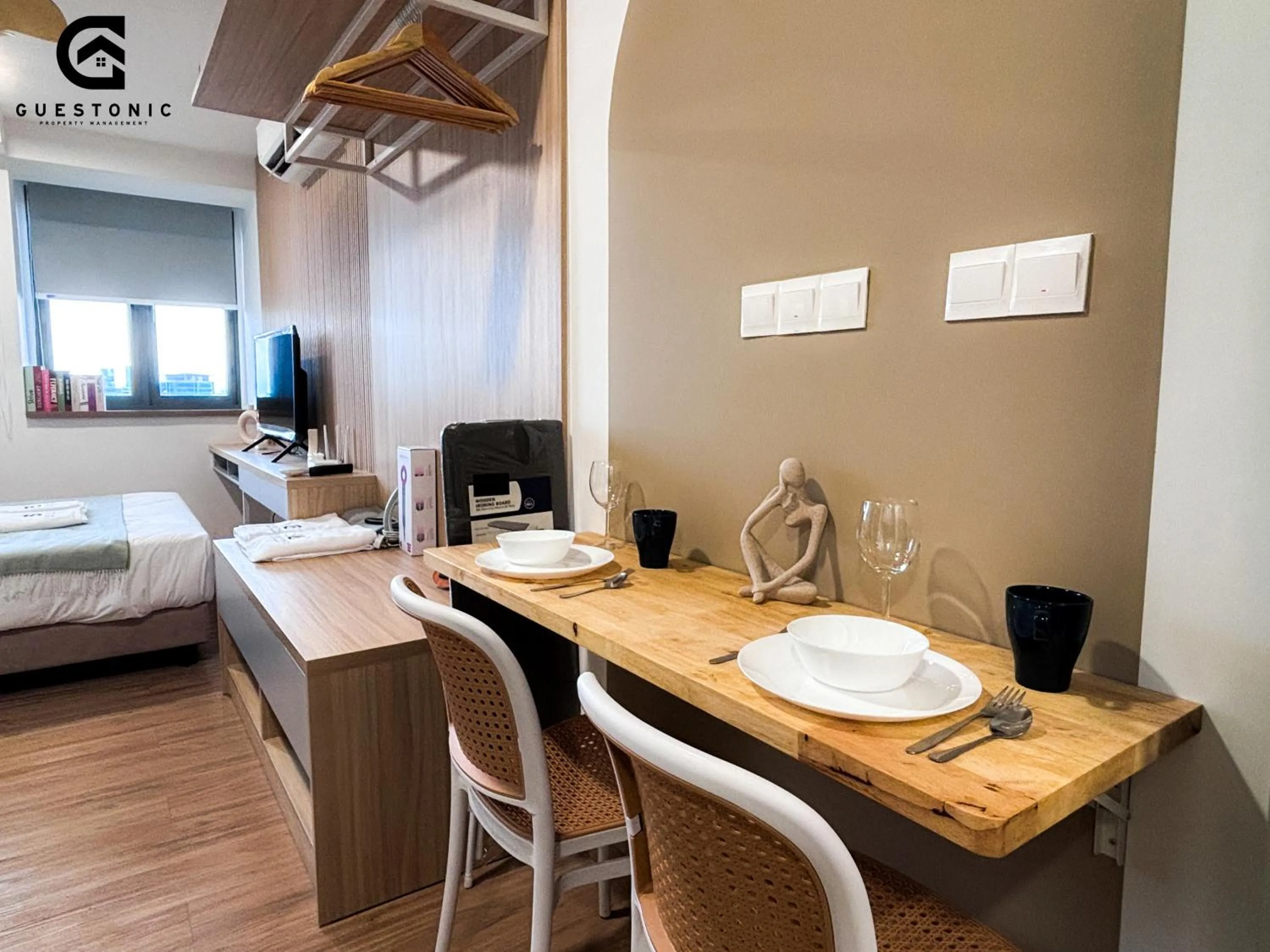 Dining area, Bed in Riveria City KL Sentral by Guestonic