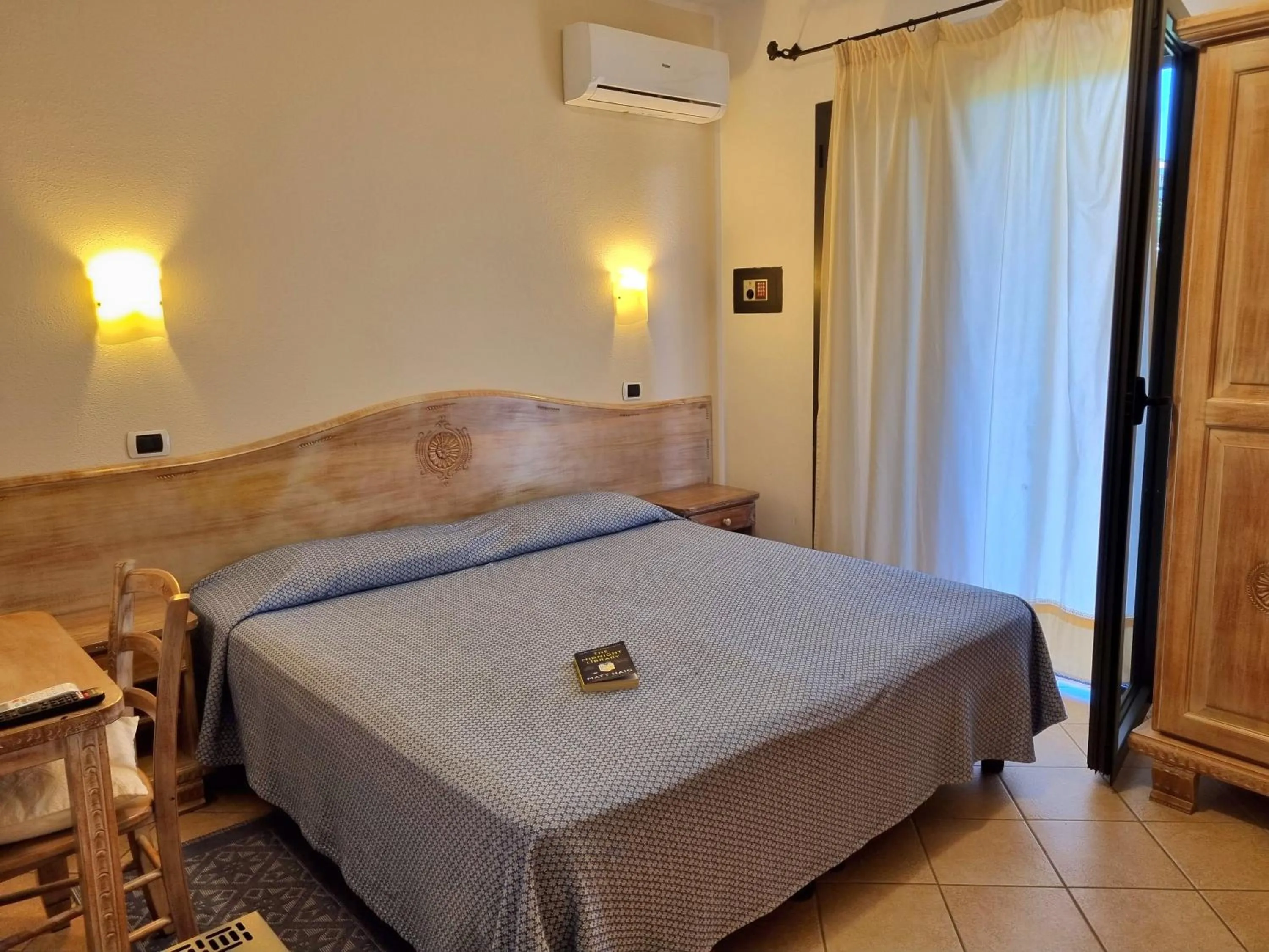 Bed in Hotel Delle Isole