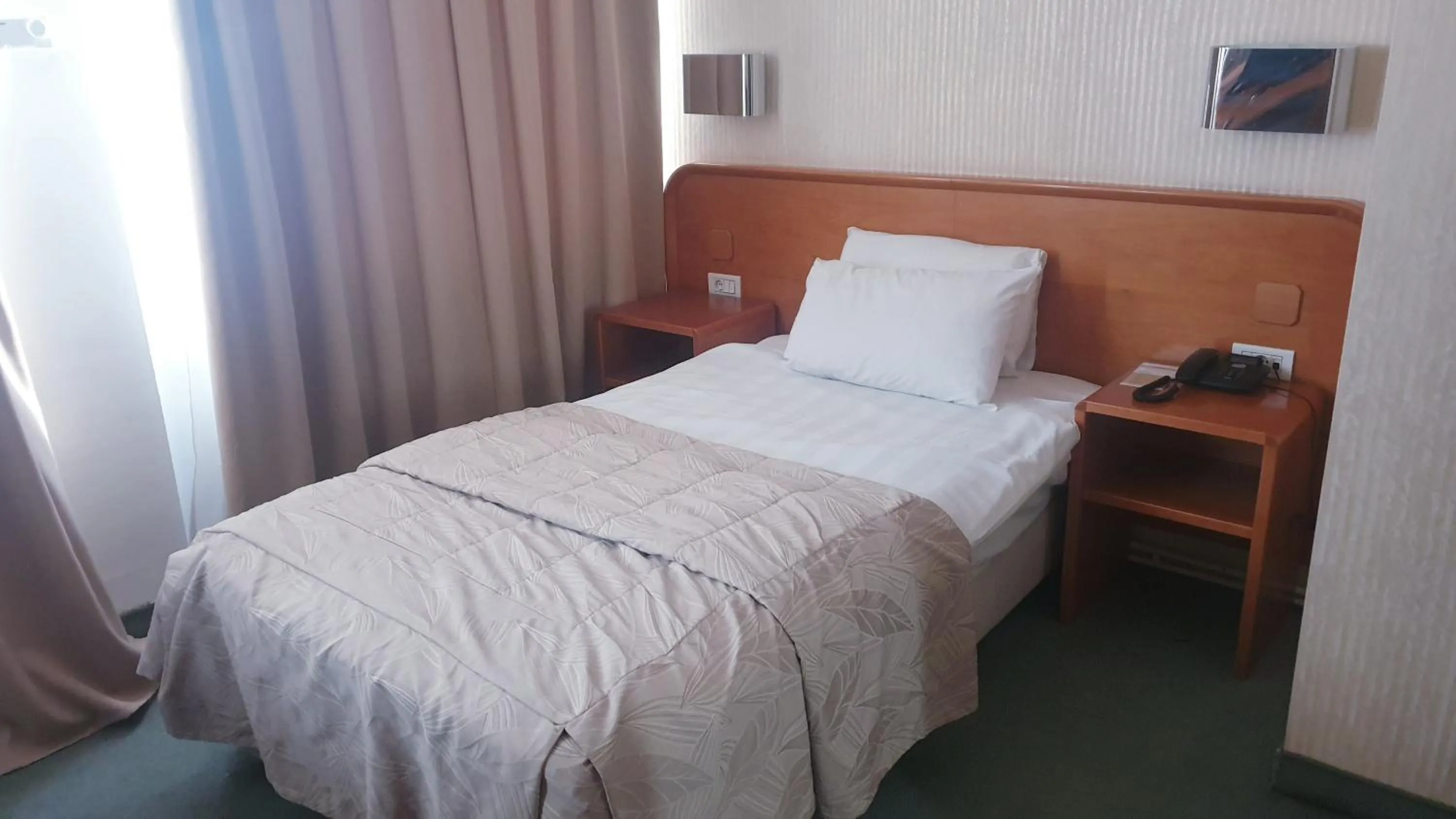 Bed in Hotel Bellevue