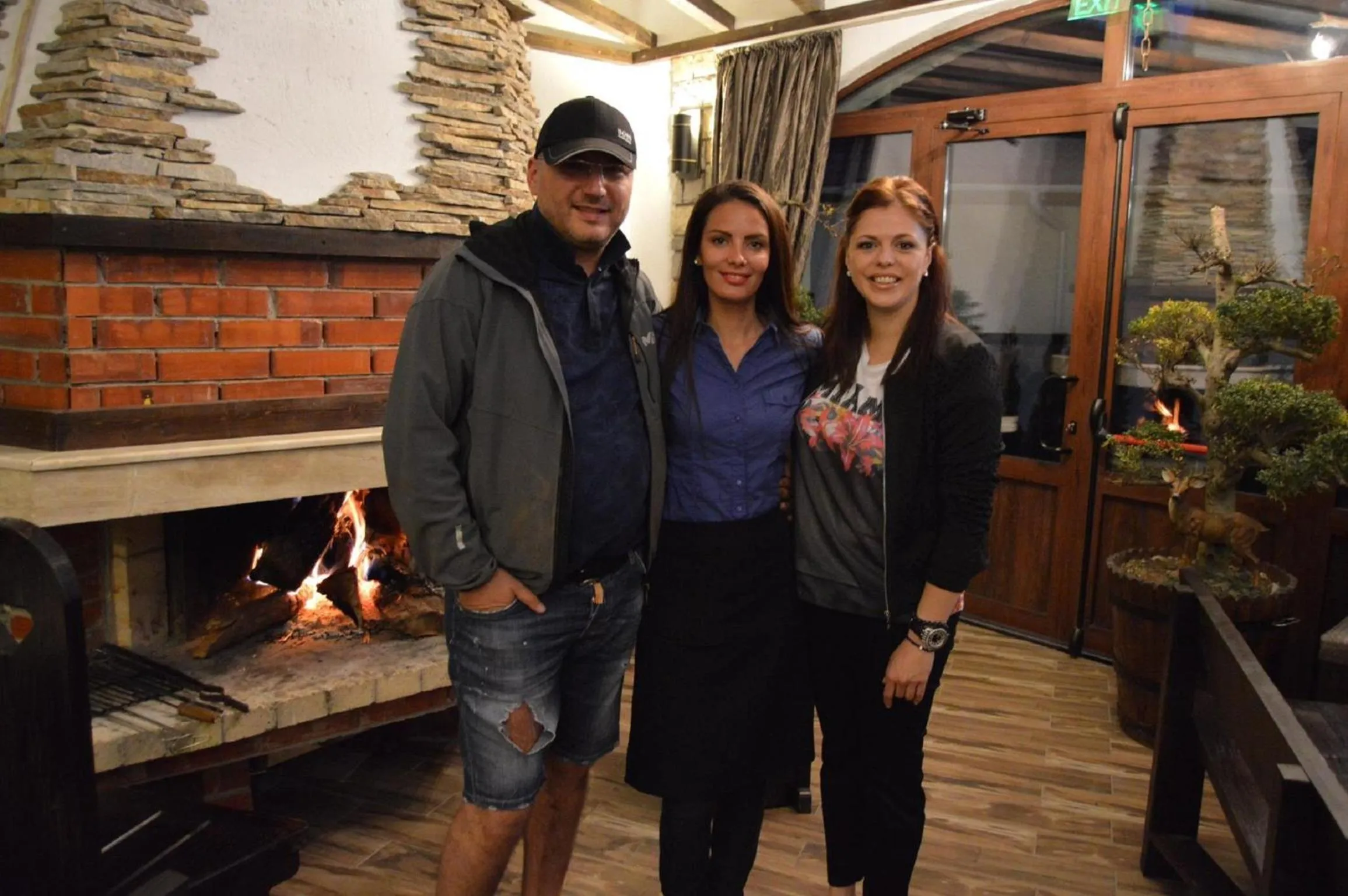 People in Horlog Castle