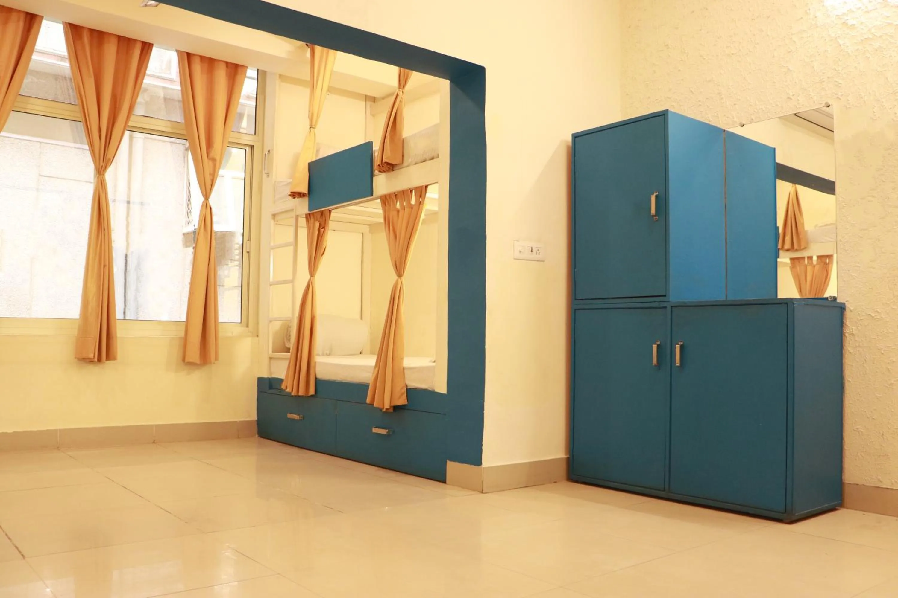 wardrobe in Shiv Shakti Hostel