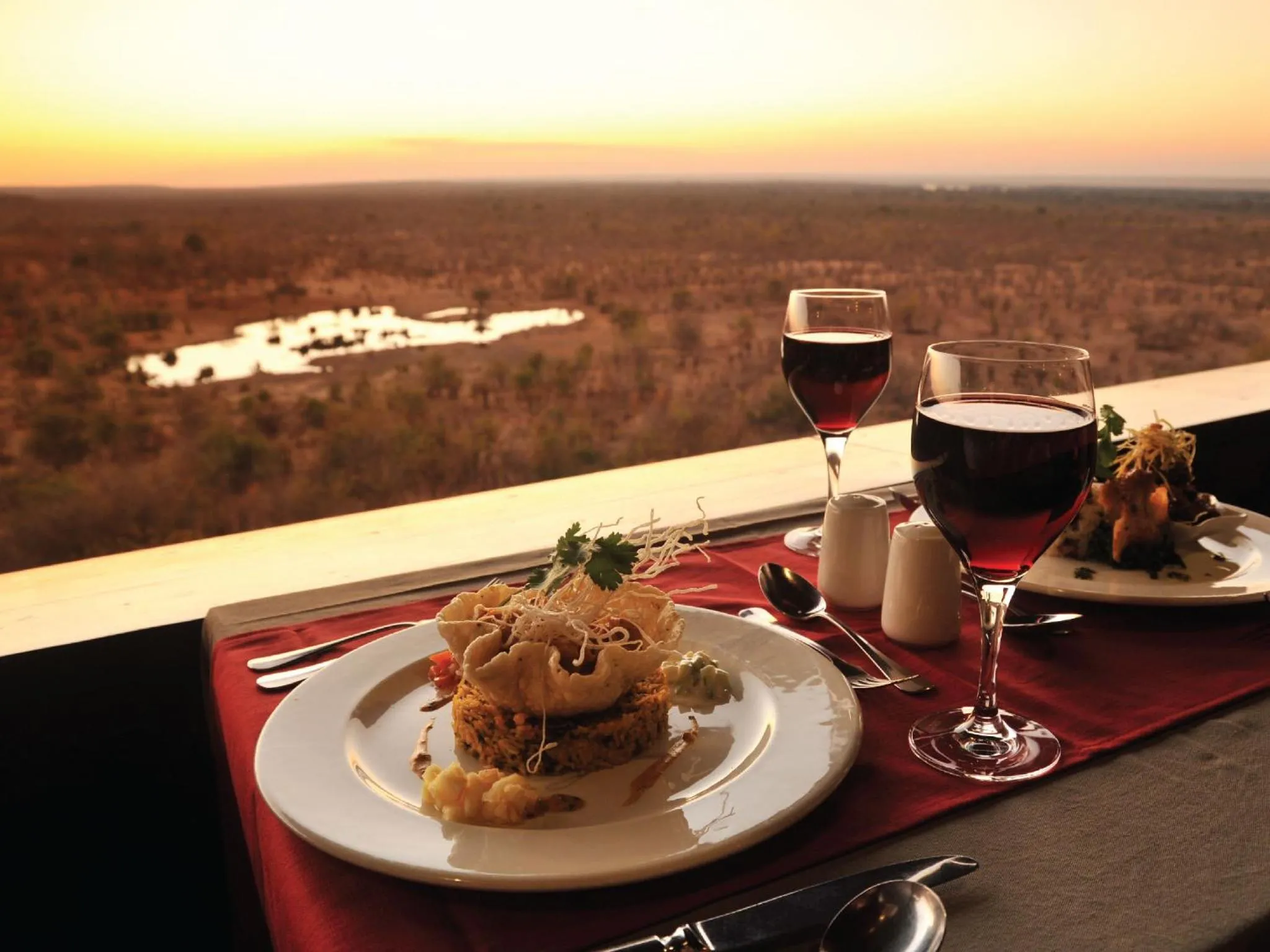 Restaurant/places to eat in Victoria Falls Safari Lodge