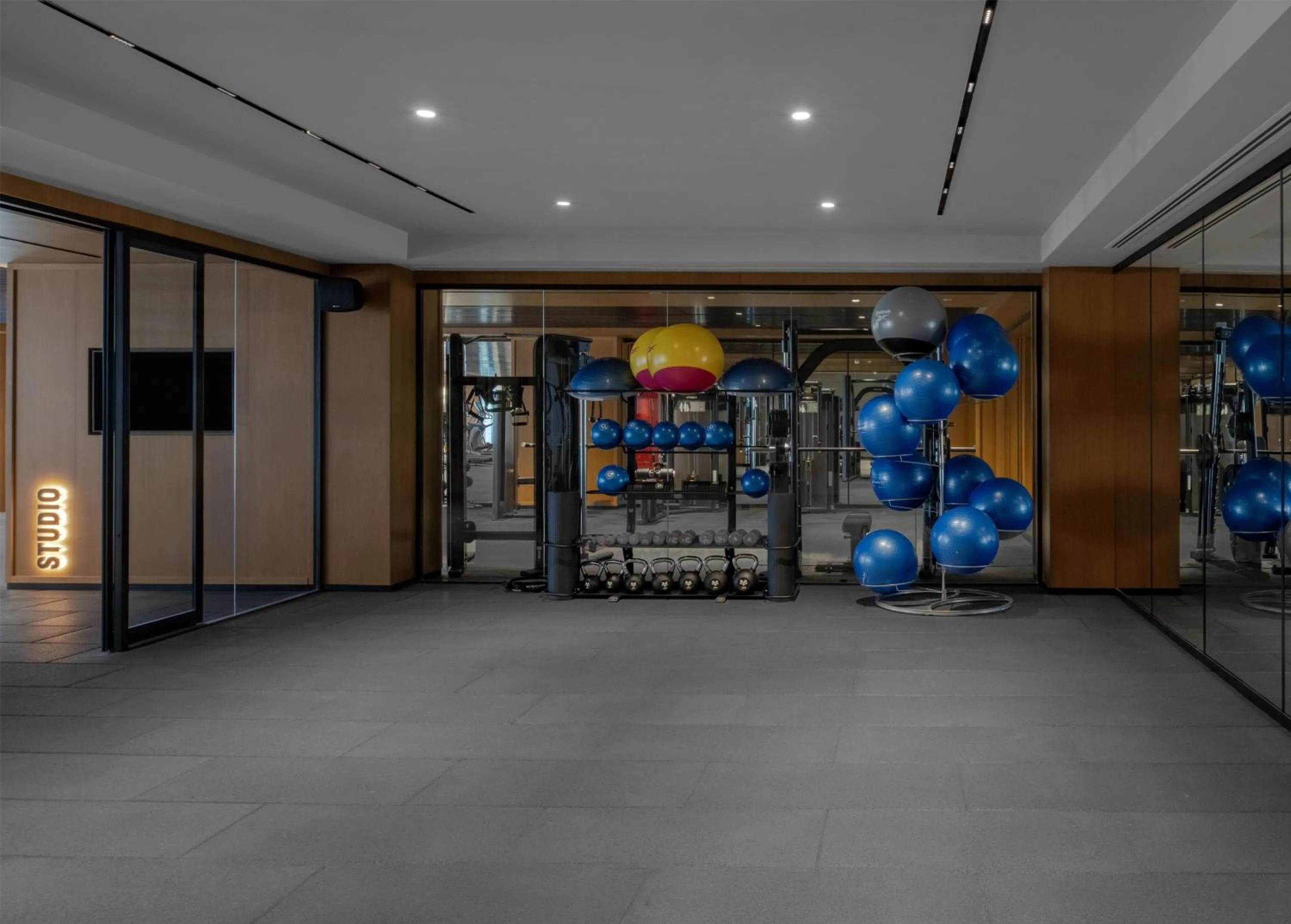 Fitness centre/facilities in Altunizade Suites Istanbul, Curio Collection By Hilton