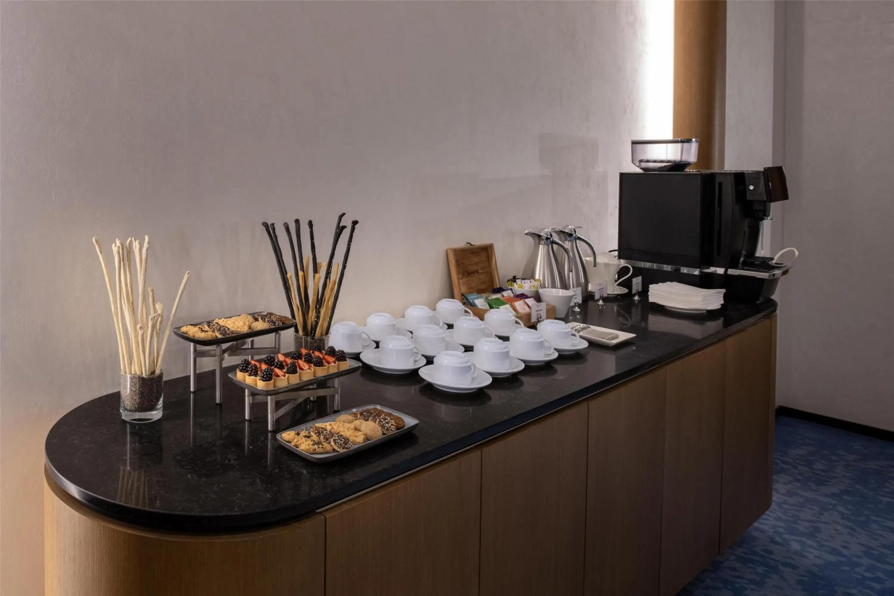 Meeting/conference room in Altunizade Suites Istanbul, Curio Collection By Hilton