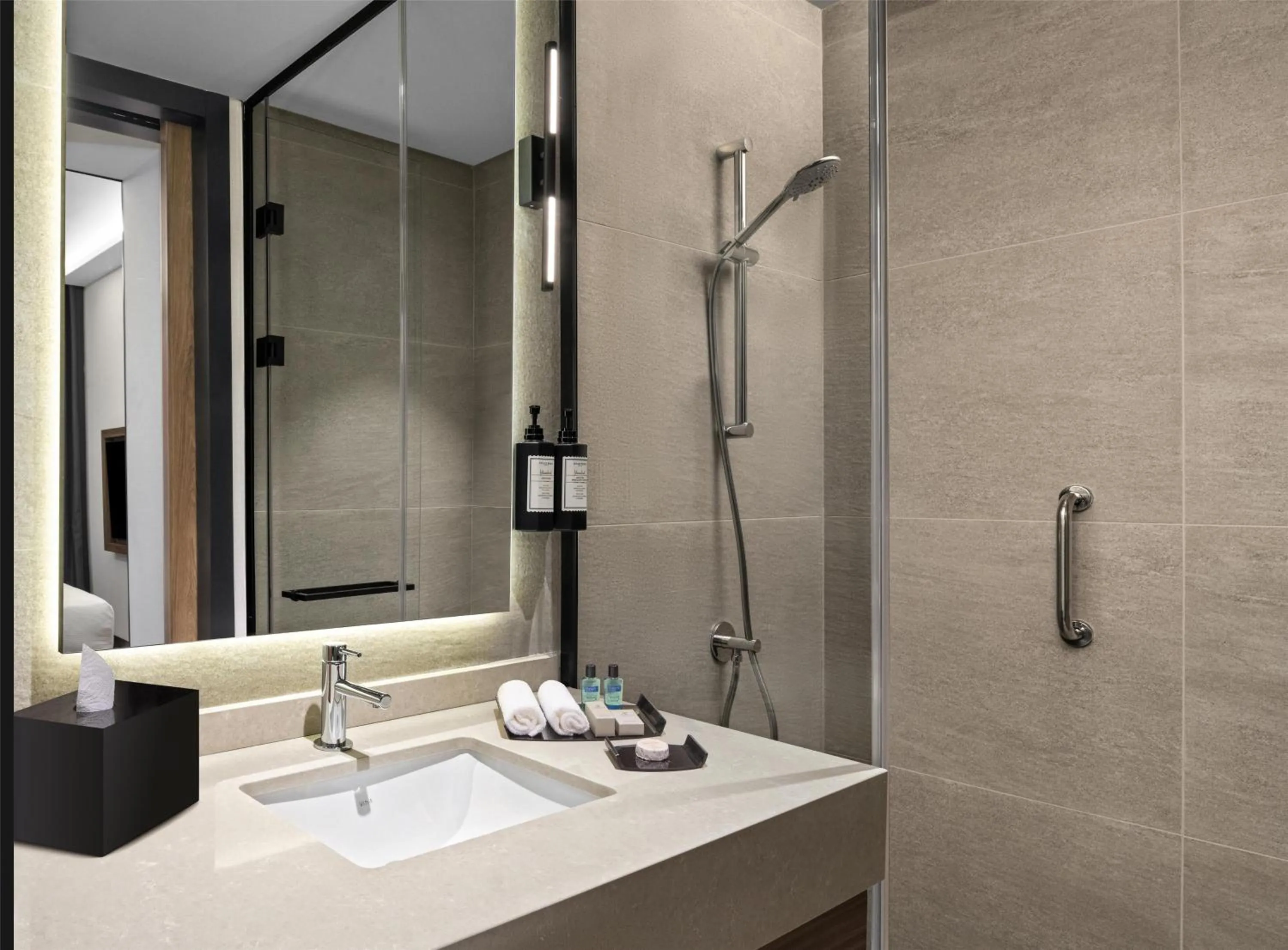 Shower in Altunizade Suites Istanbul, Curio Collection By Hilton
