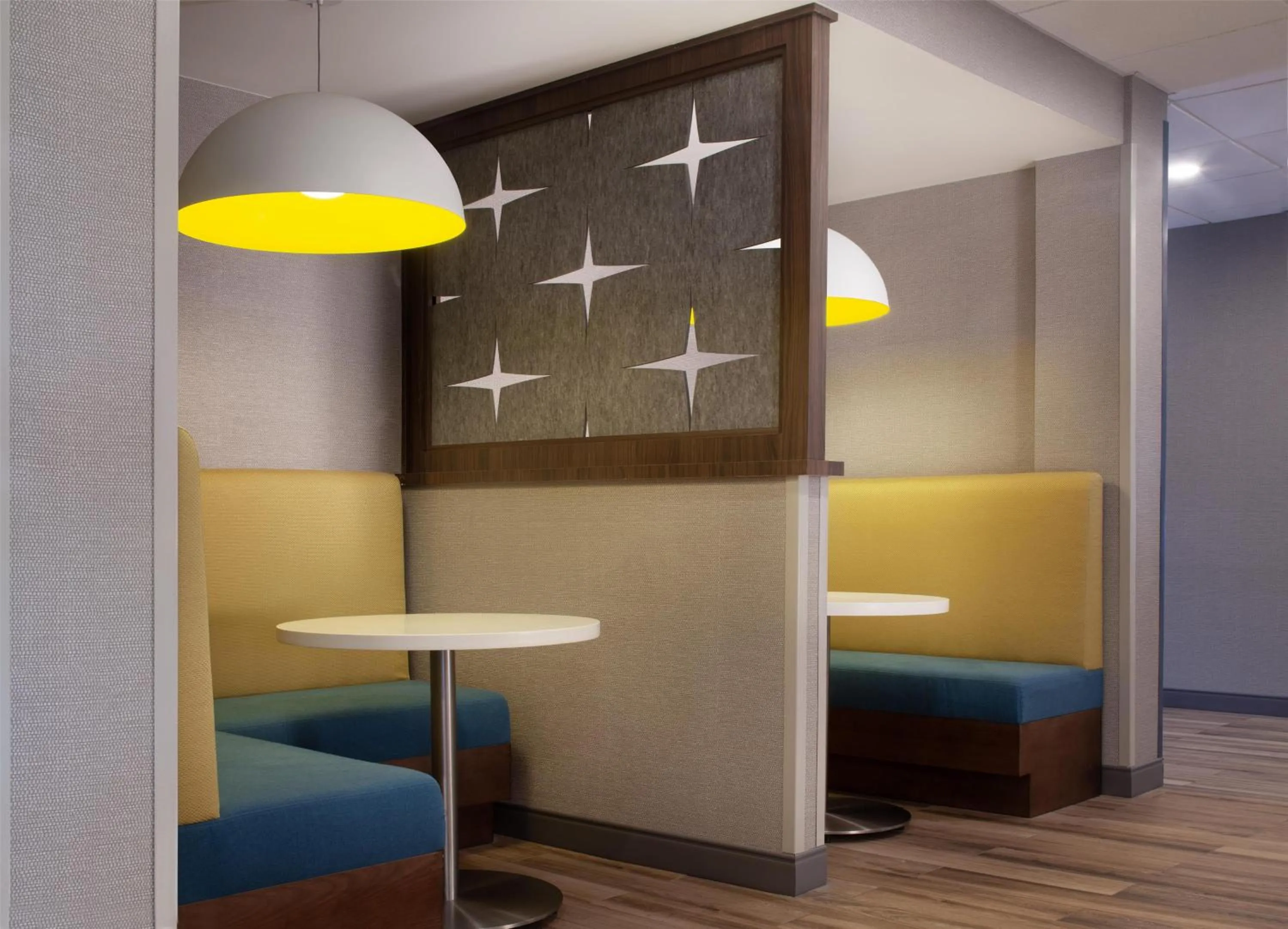 Meeting/conference room, Bed in Hampton Inn Evergreen