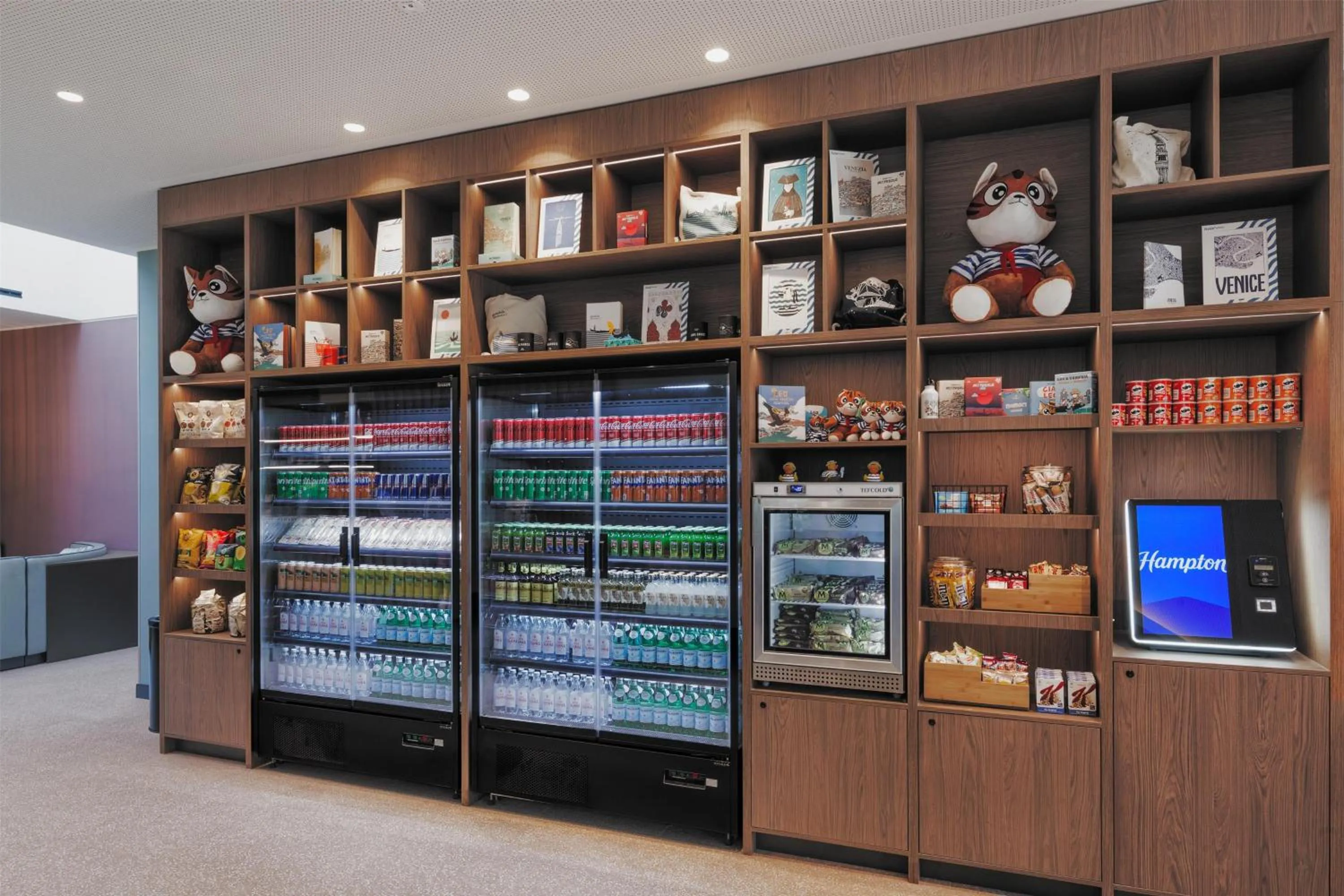 Restaurant/places to eat in Hampton By Hilton Venice Isola Nuova