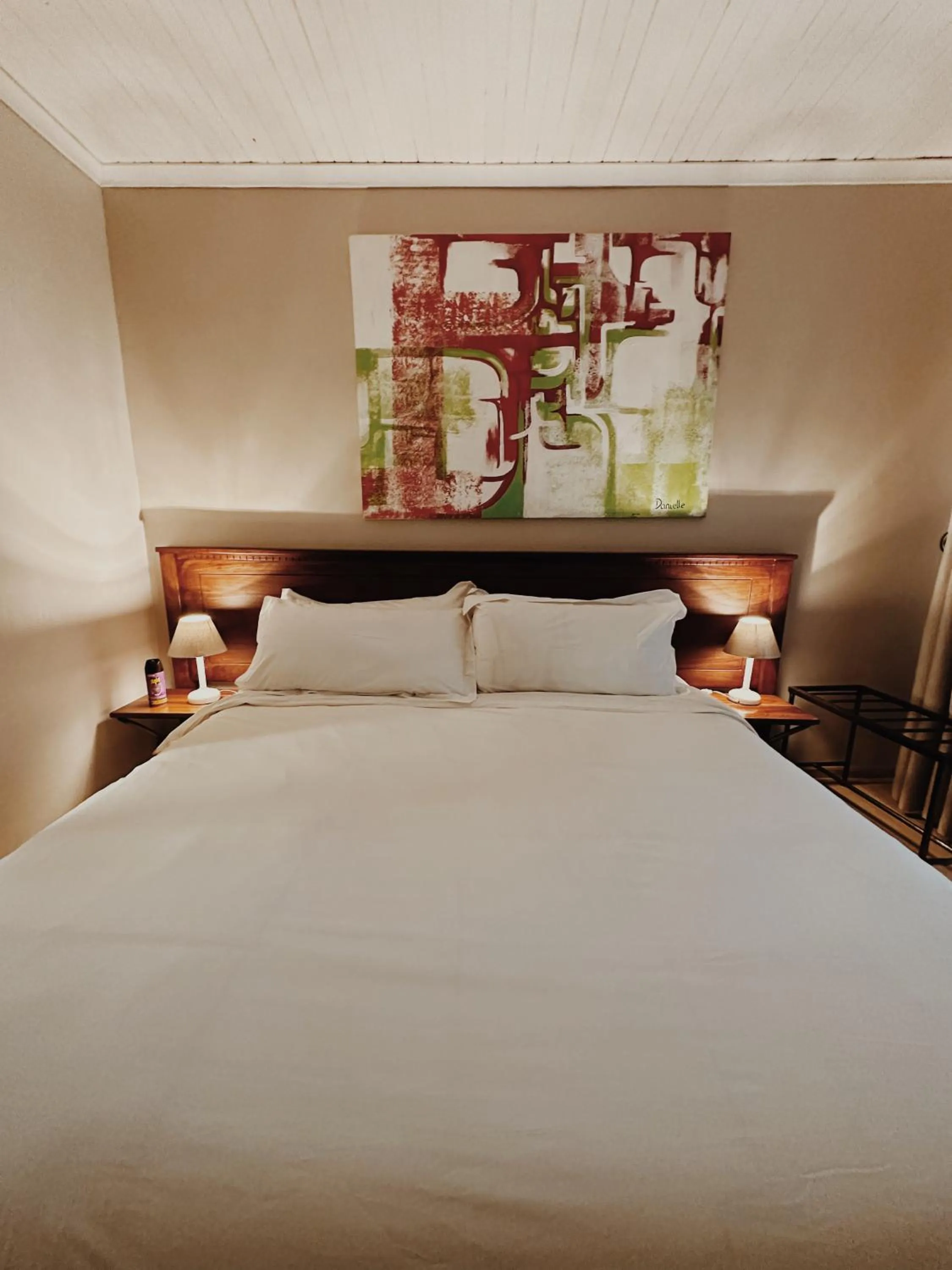 Bedroom, Bed in Malcolm Lodge