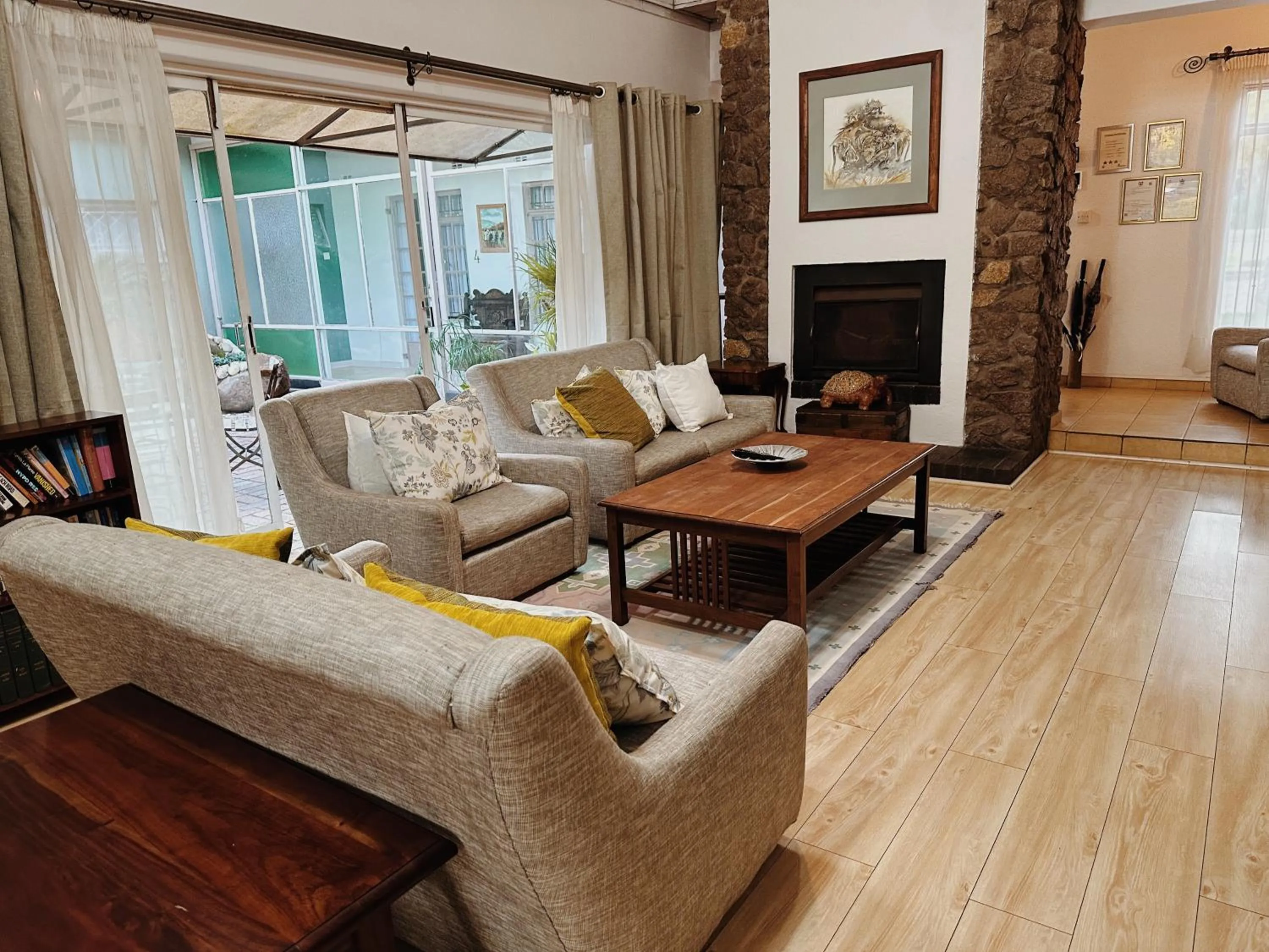 Library in Malcolm Lodge