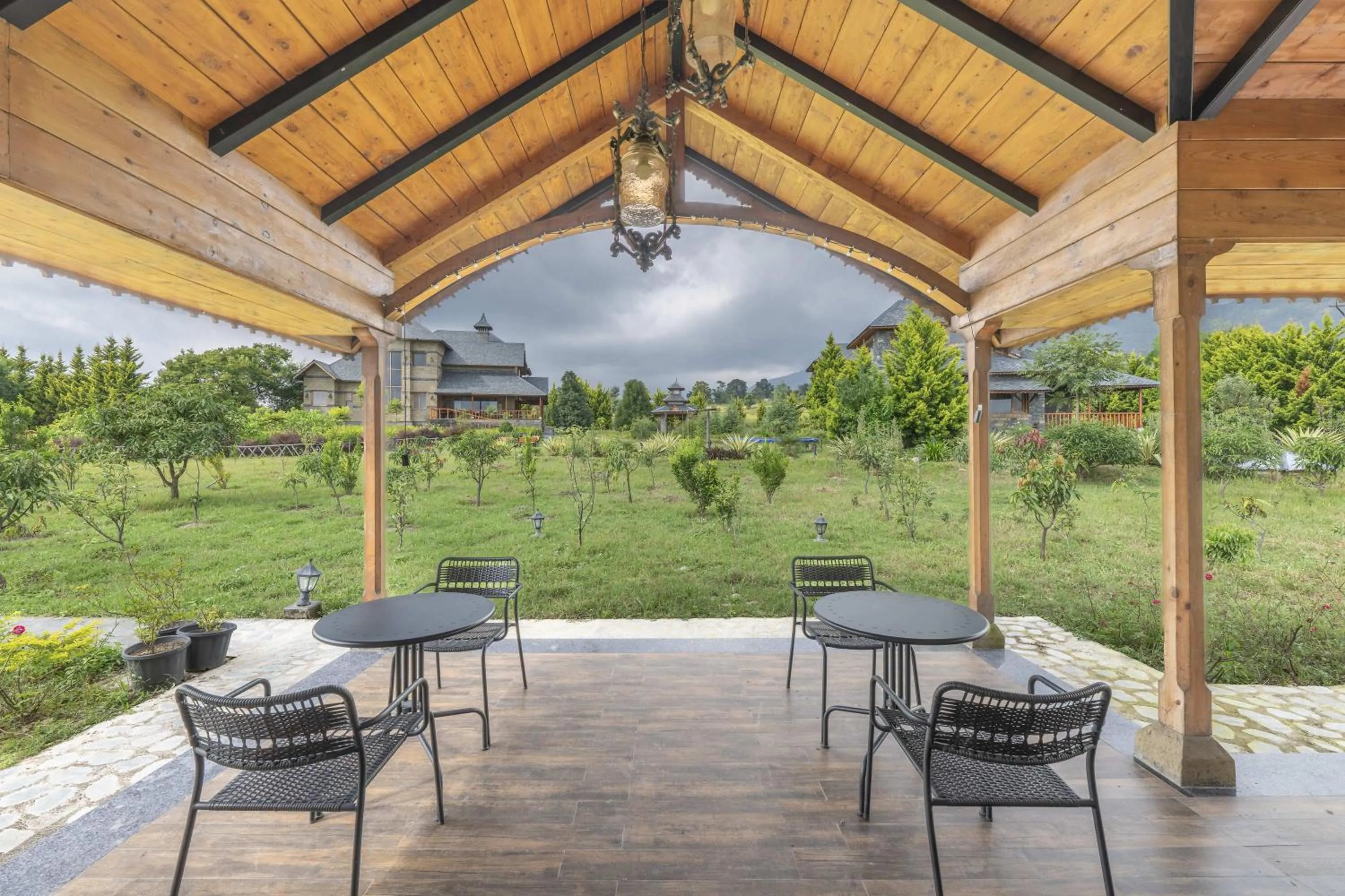Patio in Echor Hill Farm Cottages Palampur