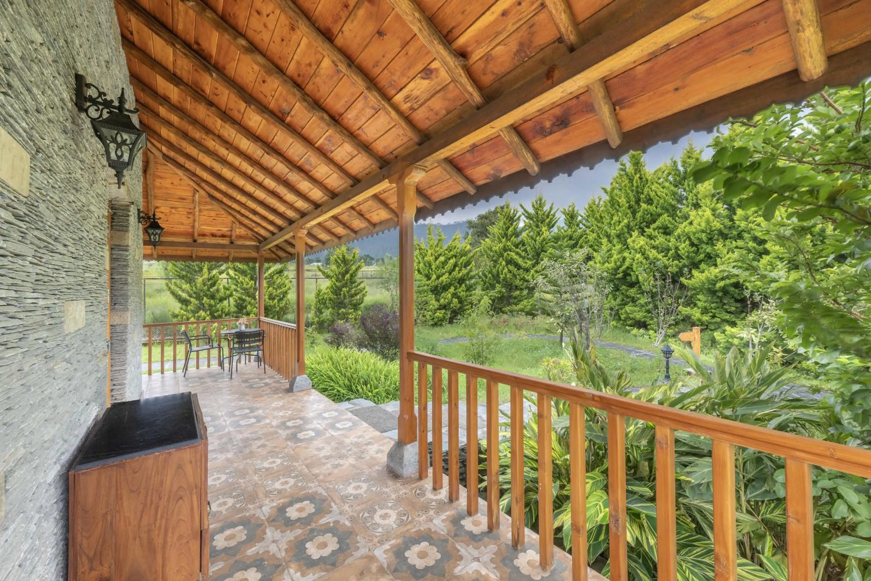 Garden in Echor Hill Farm Cottages Palampur