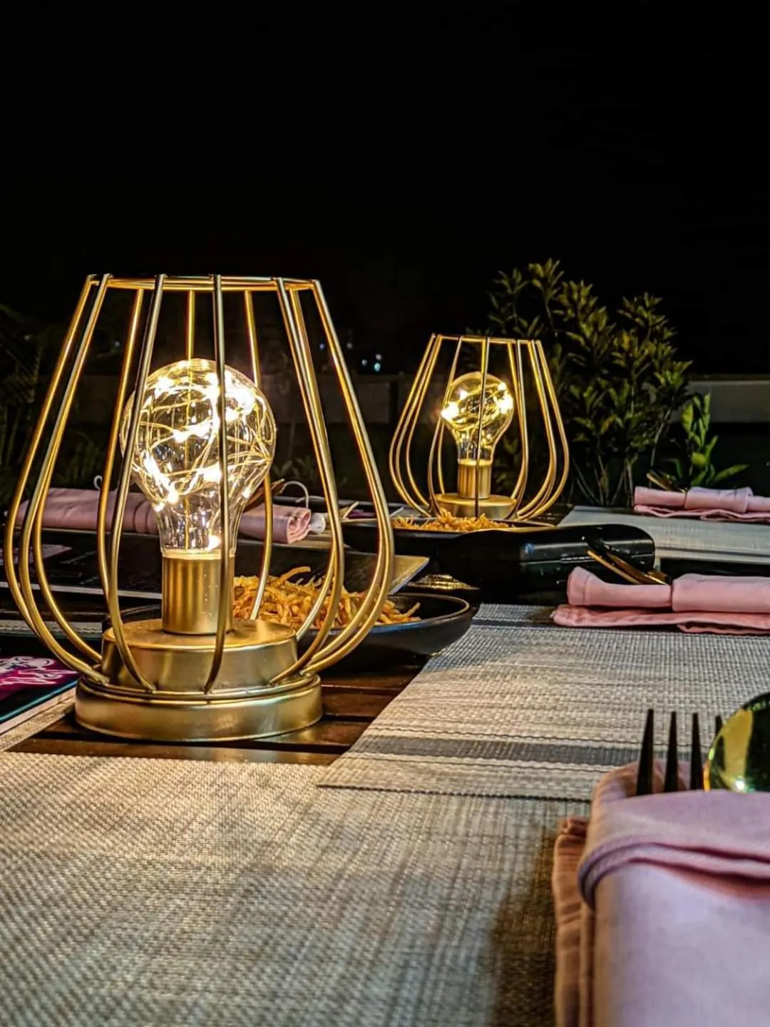 Night in Central Hotel Tana