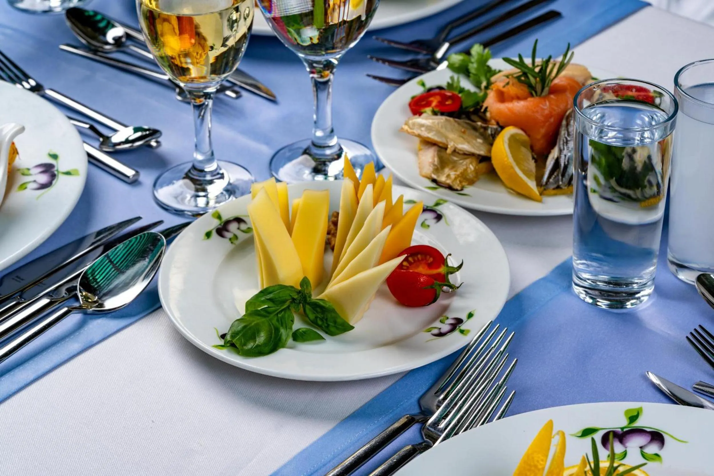 Restaurant/places to eat in Trendy Side Beach Adults Only