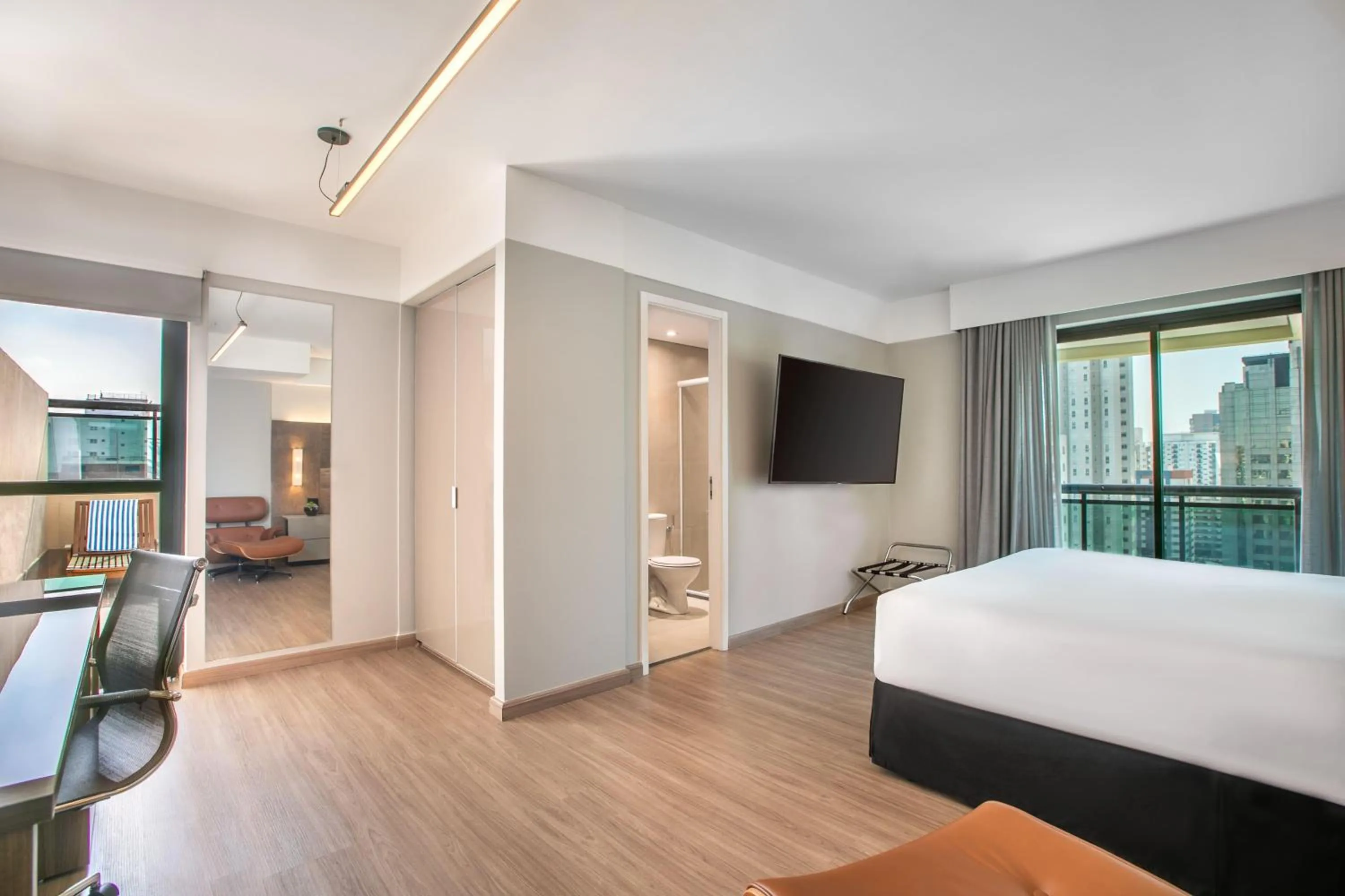 Bedroom, Bed in Meliá Ibirapuera