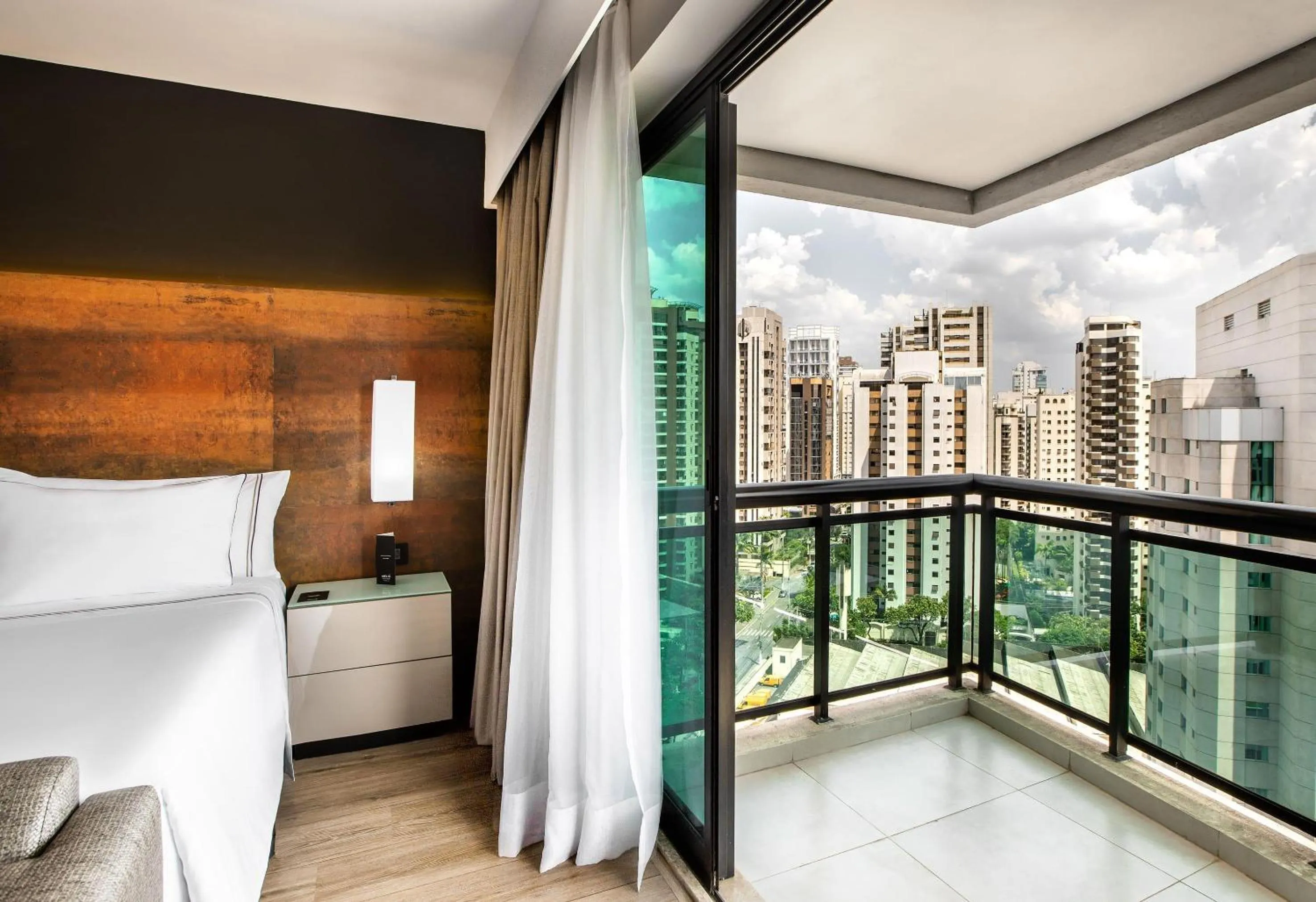 Bedroom, Bed in Meliá Ibirapuera