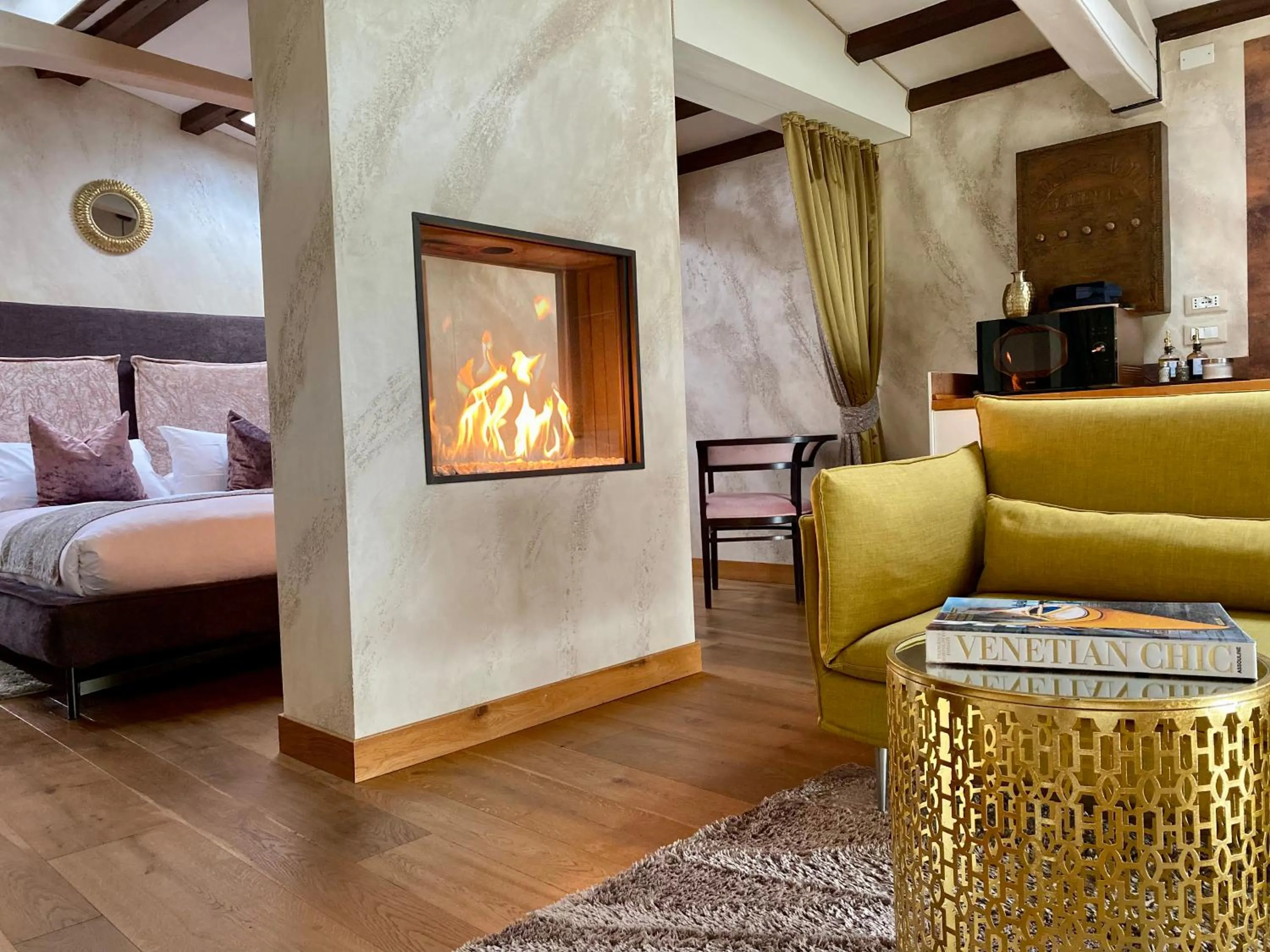 Bed in MURANO Suites - BOUTIQUE Apartments adults only