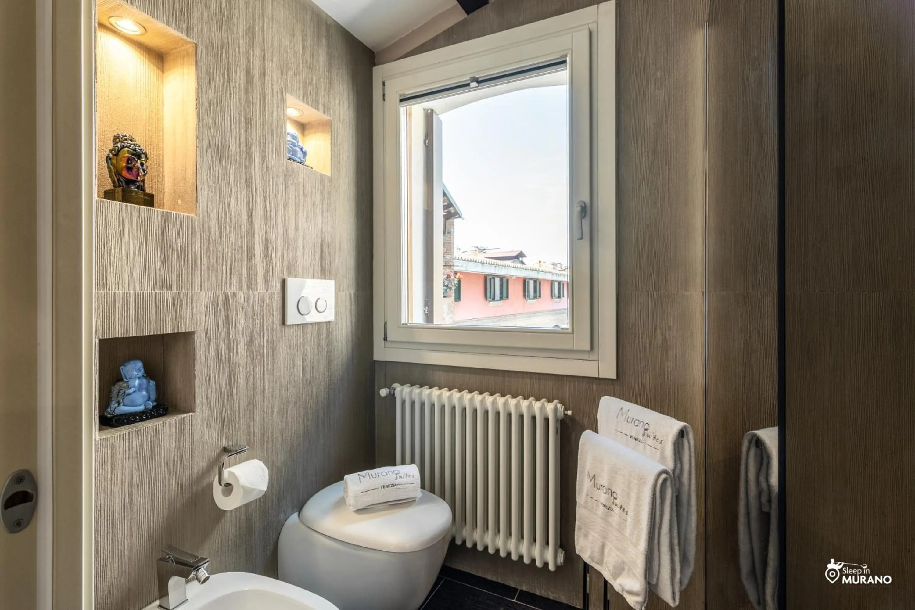 Toilet in MURANO Suites - BOUTIQUE Apartments adults only