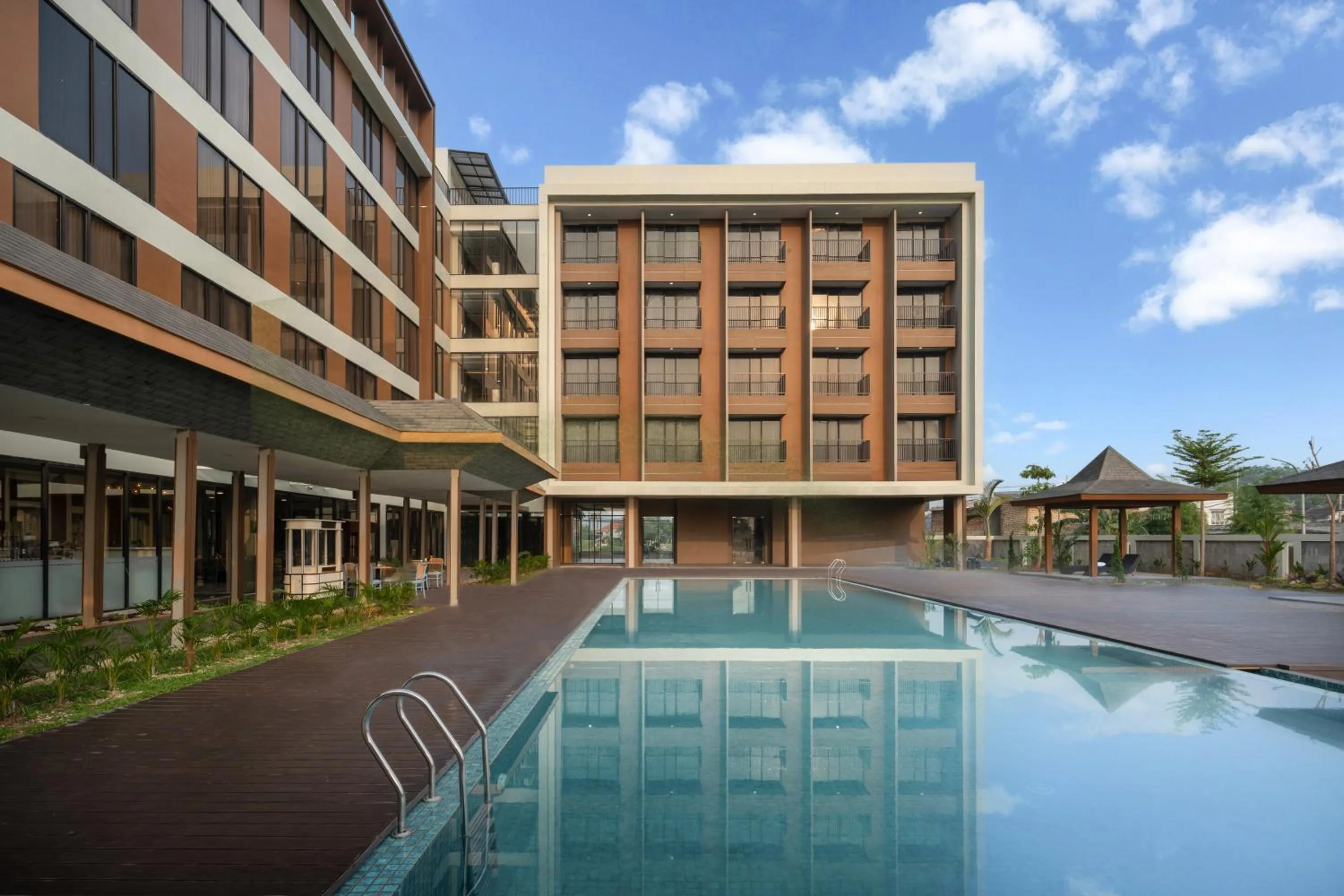 Pool view in Myze Hotel Sumenep