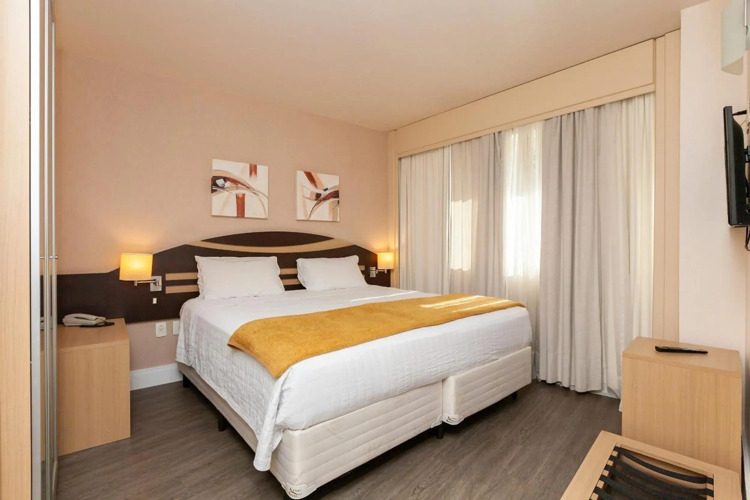 Deluxe Queen Room in Tri Hotel Vittoria Bento Deluxe Queen Room in Tri Hotel Vittoria Bento