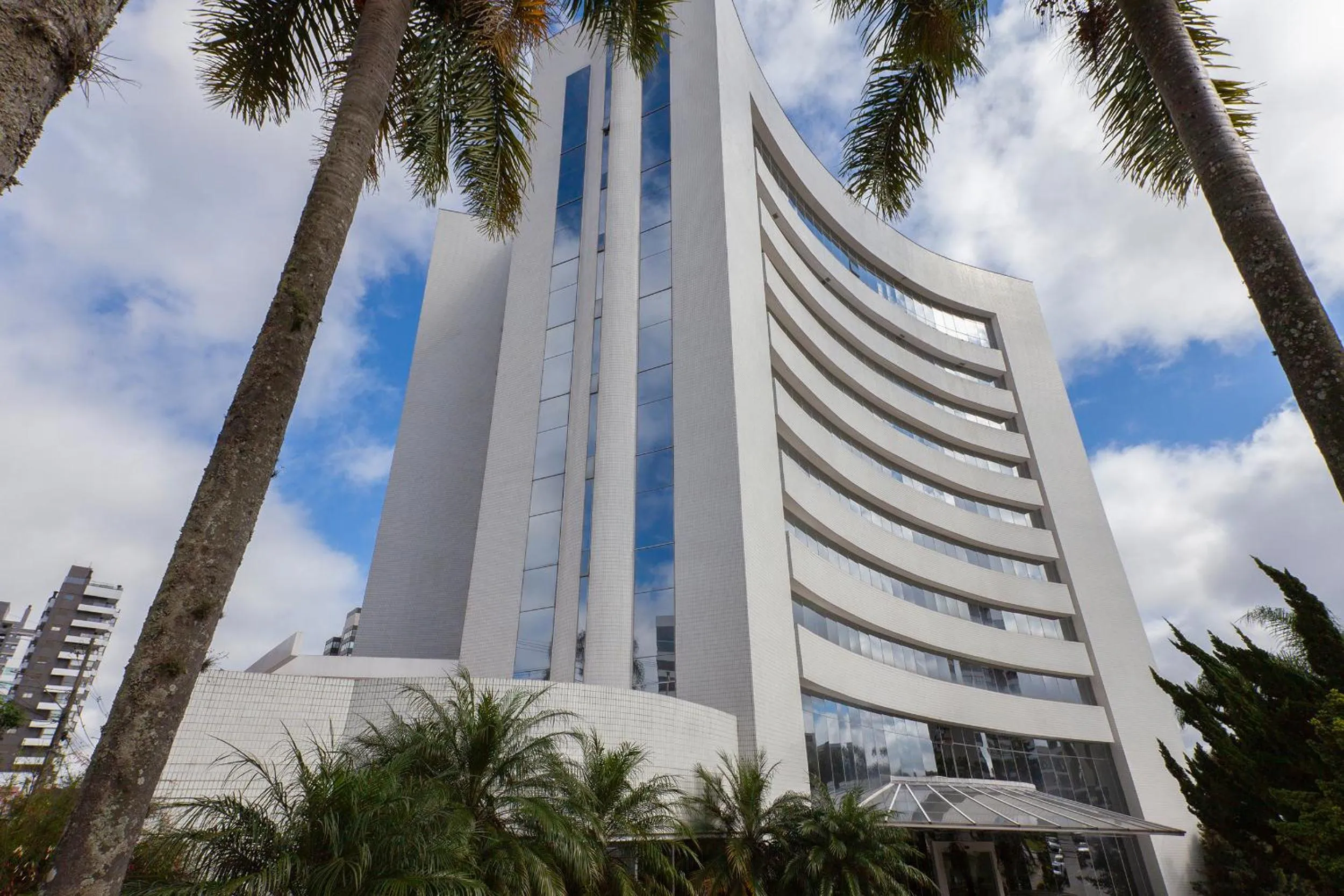 Property building in Tri Hotel Vittoria Bento