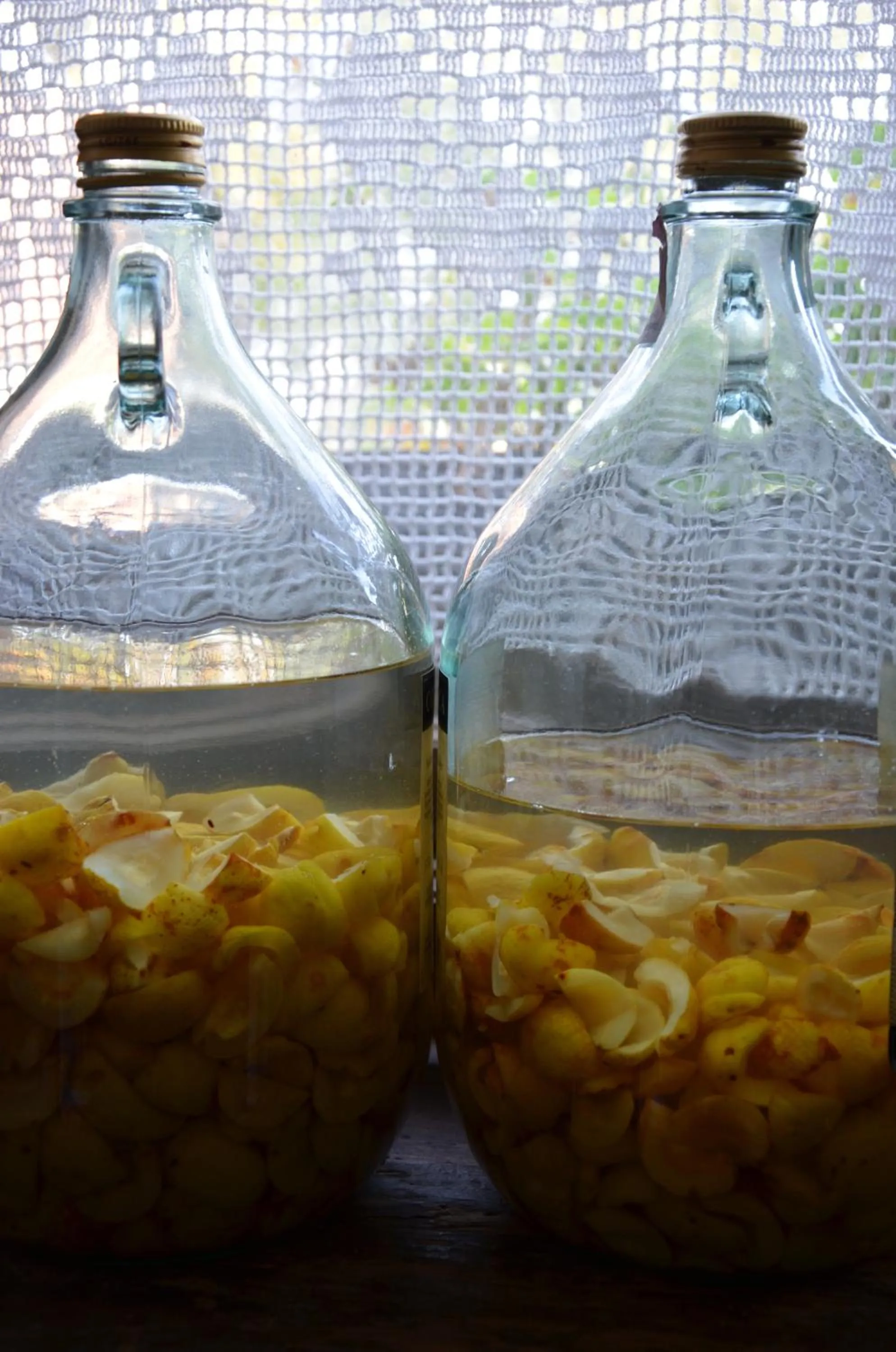 Decorative detail in Stara Szkoła w Harszu