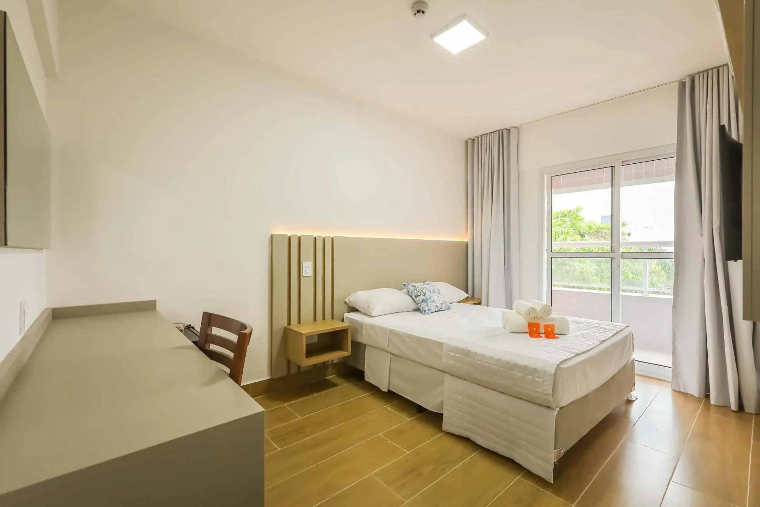 Deluxe Double Room with Sea View in Tri Hotel Praia Grande Deluxe Double Room with Sea View in Tri Hotel Praia Grande