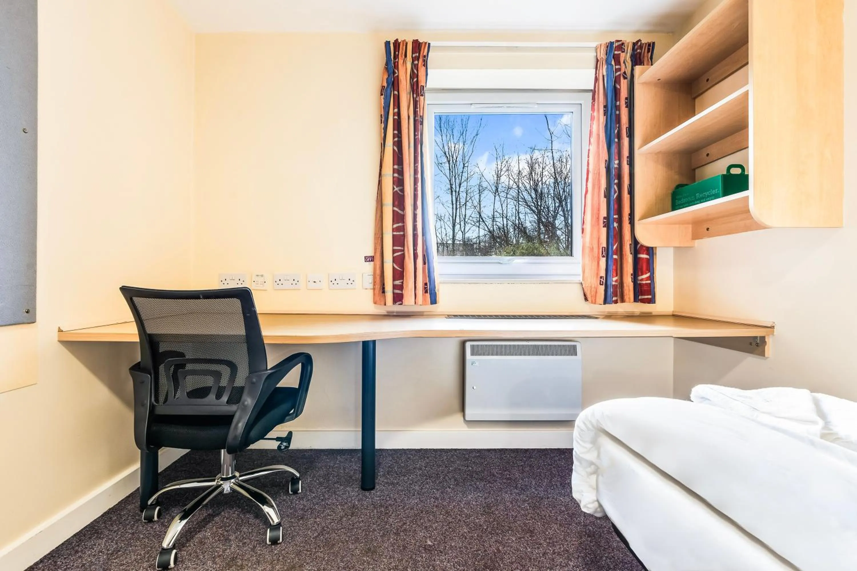 Bedroom in OYO Crewe City Centre