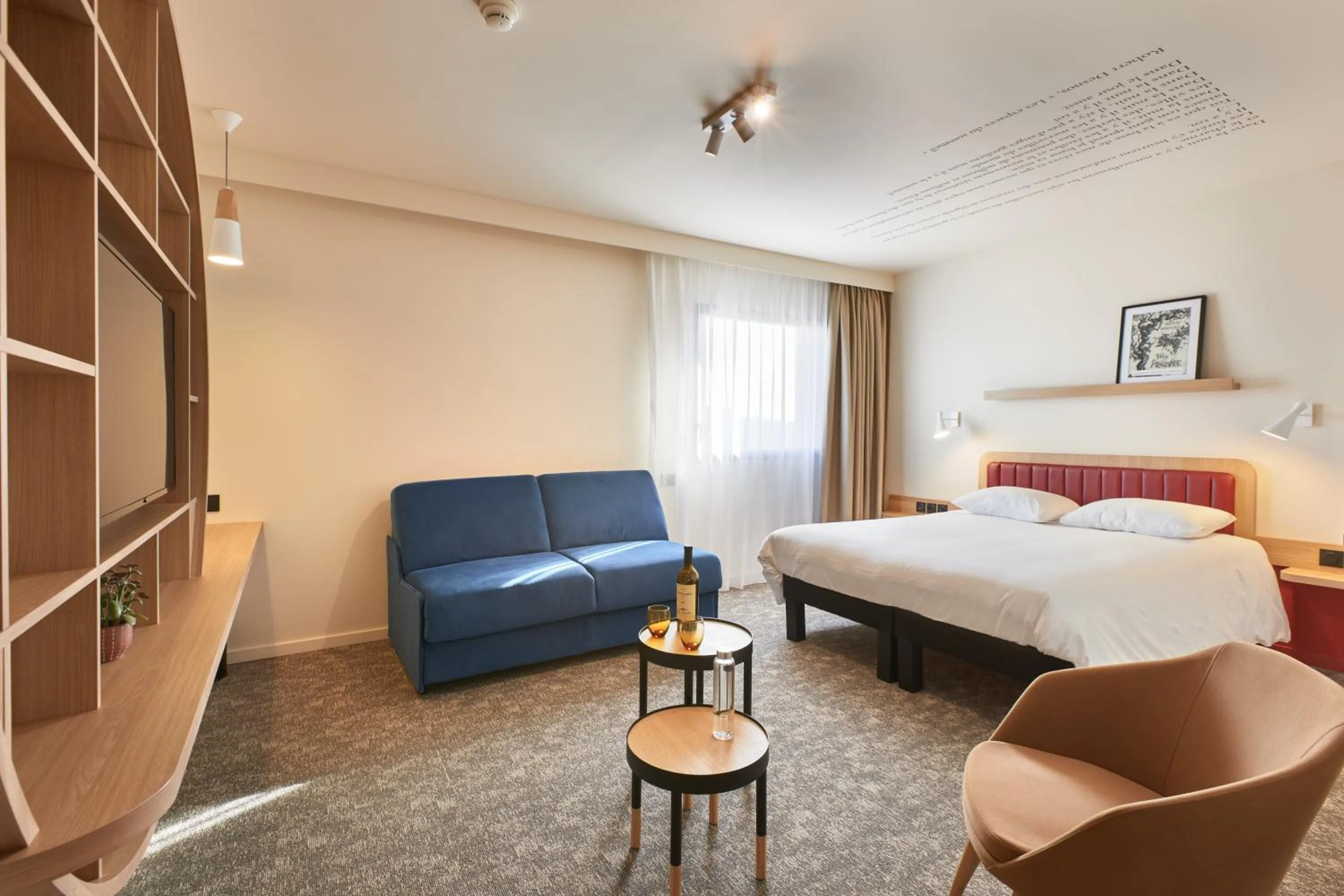 Bed in ibis Styles La Roche-sur-Yon