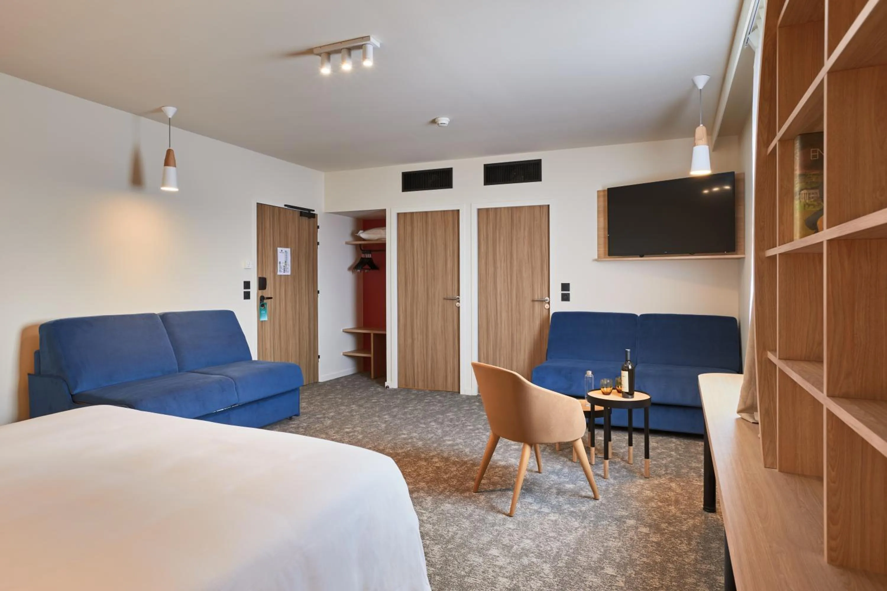 Bed in ibis Styles La Roche-sur-Yon