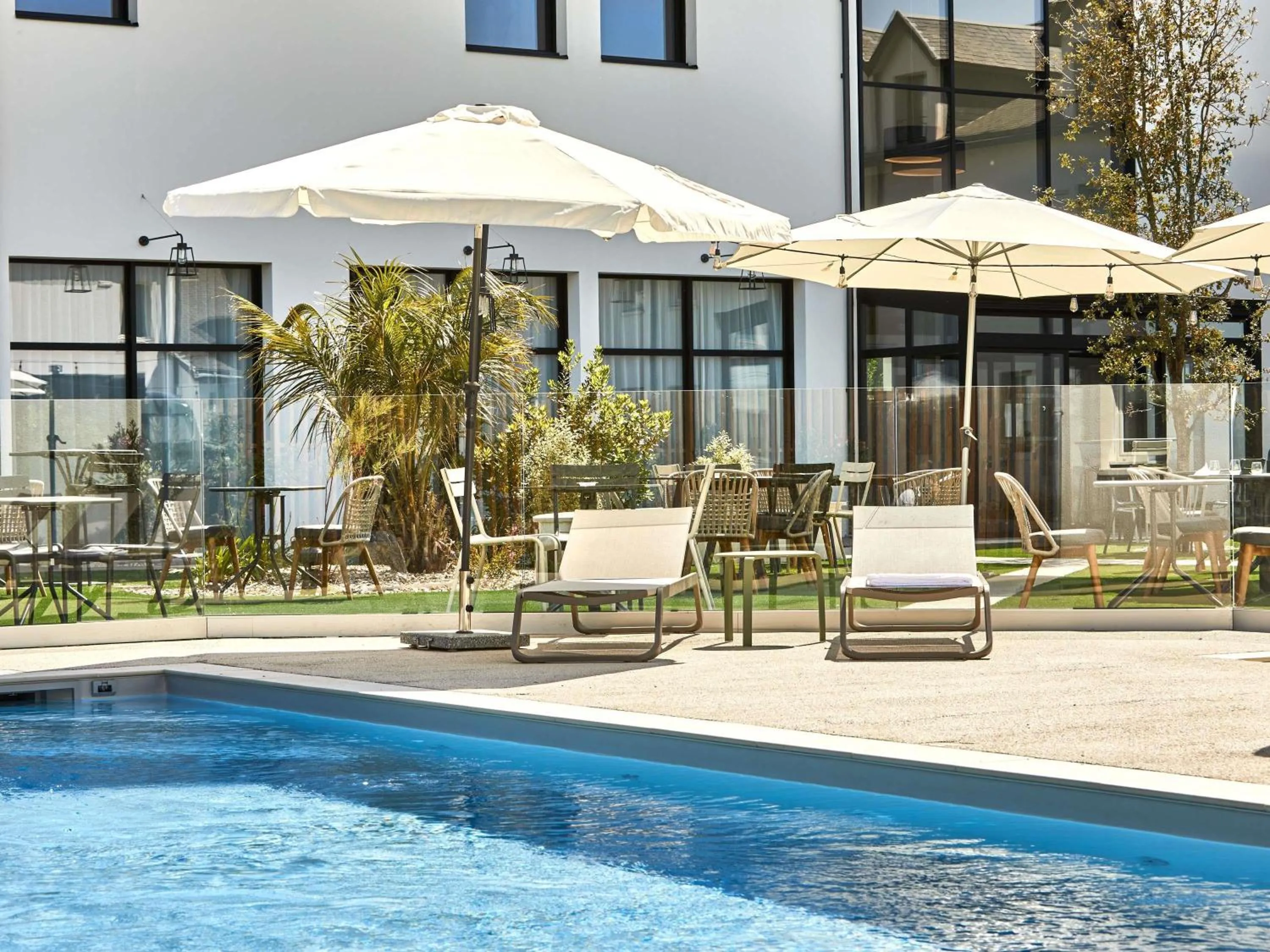 Pool view in ibis Styles La Roche-sur-Yon