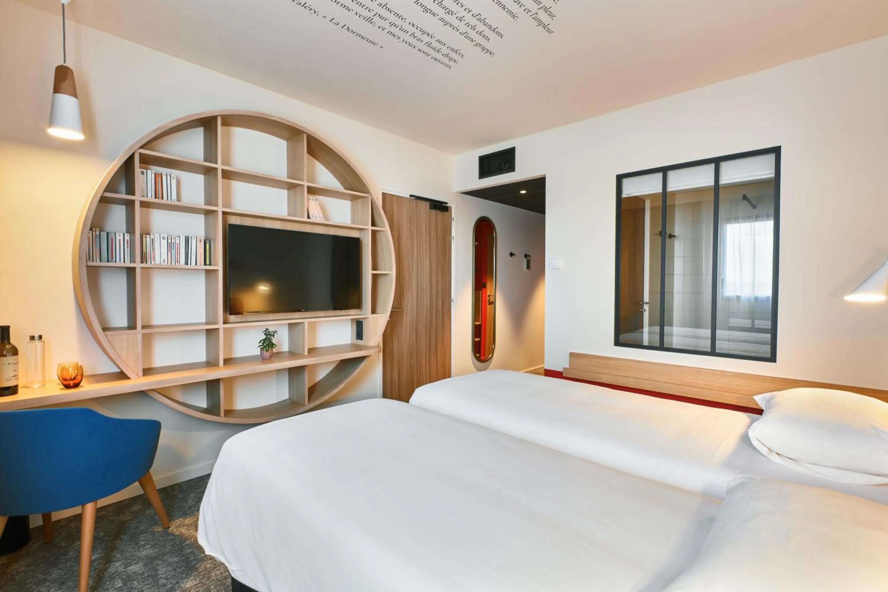 Bed in ibis Styles La Roche-sur-Yon