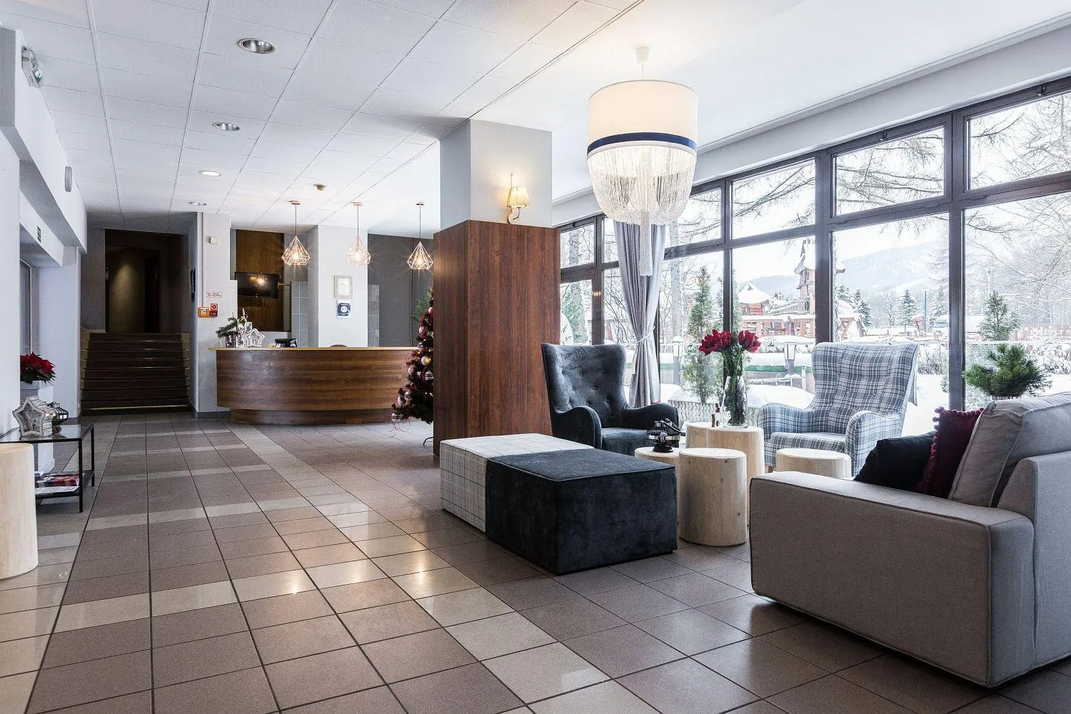 Lobby or reception in Hotel Helios 300m od Krupówek nowy BASEN od 12 lipca