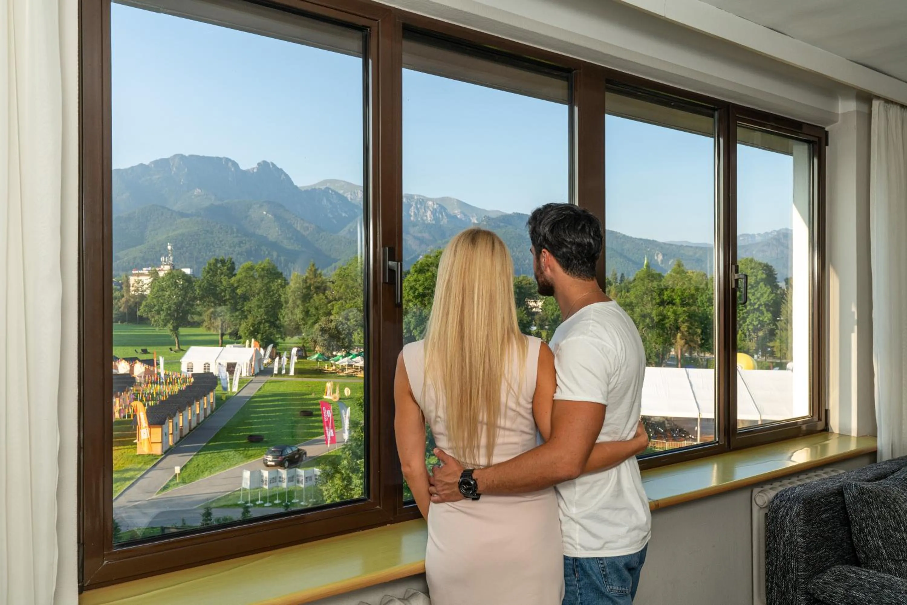 Mountain view in Hotel Helios 300m od Krupówek nowy BASEN od 12 lipca