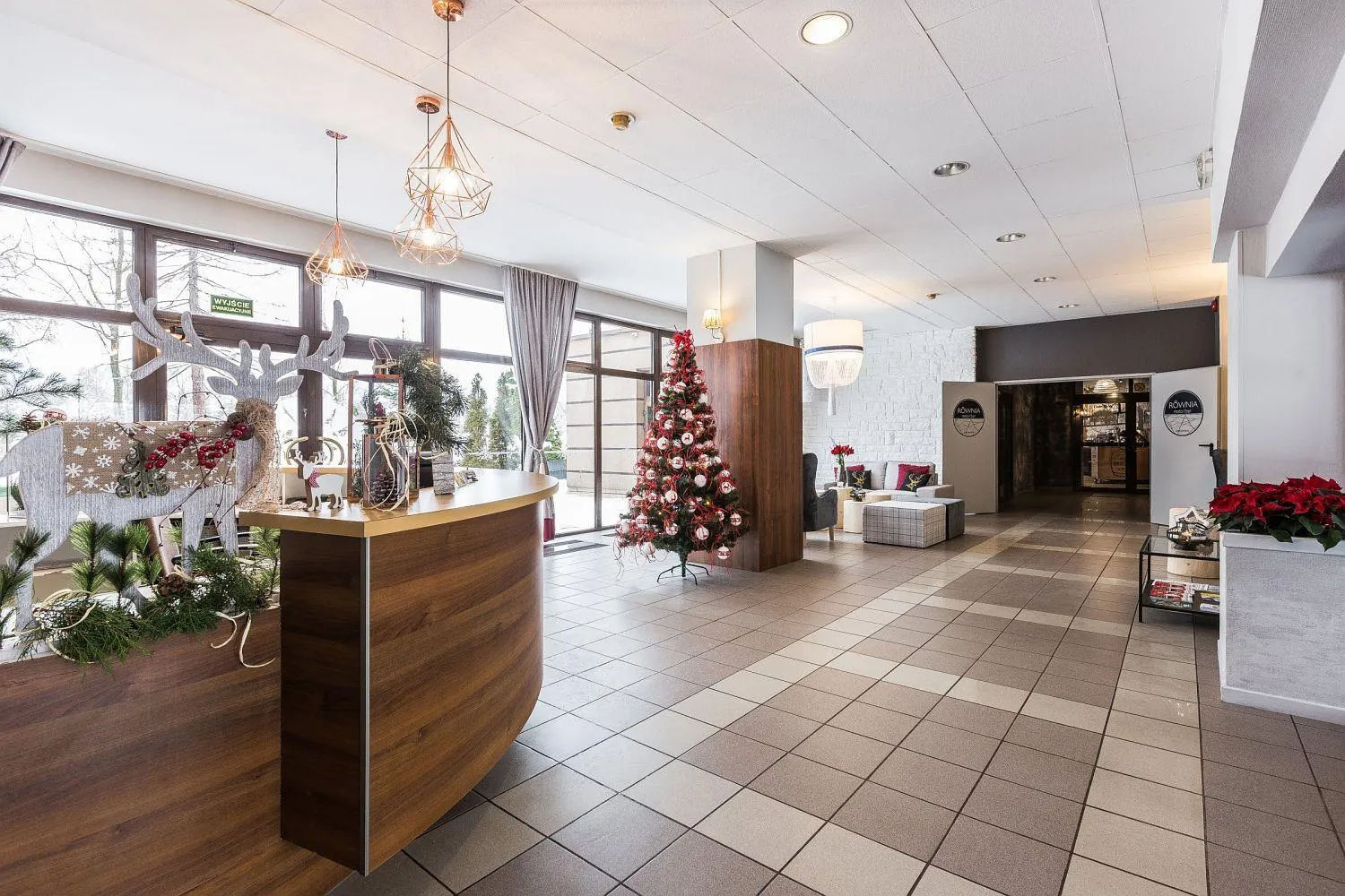 Lobby or reception in Hotel Helios 300m od Krupówek nowy BASEN od 12 lipca