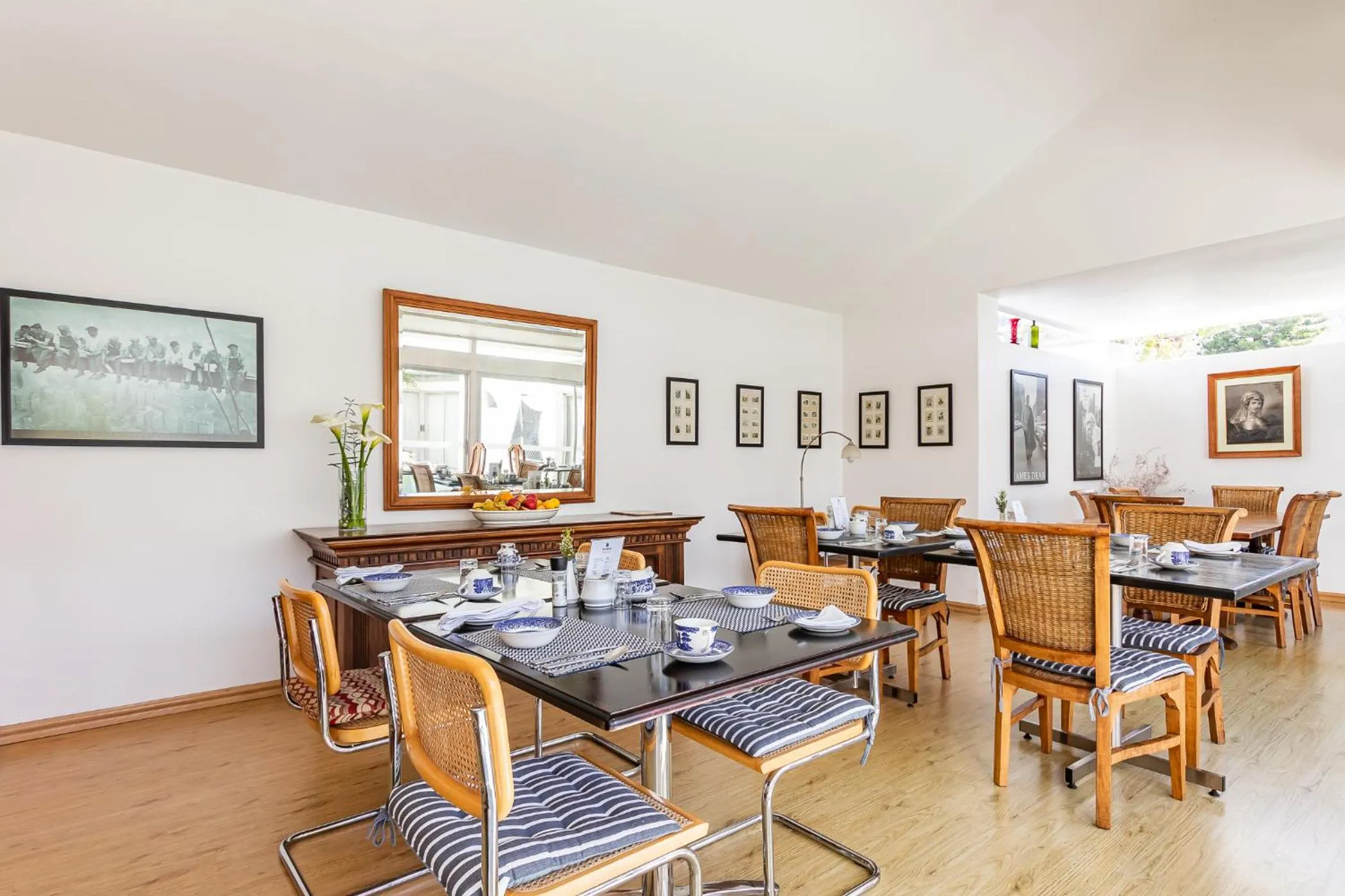 Admiralty Bed & Breakfast